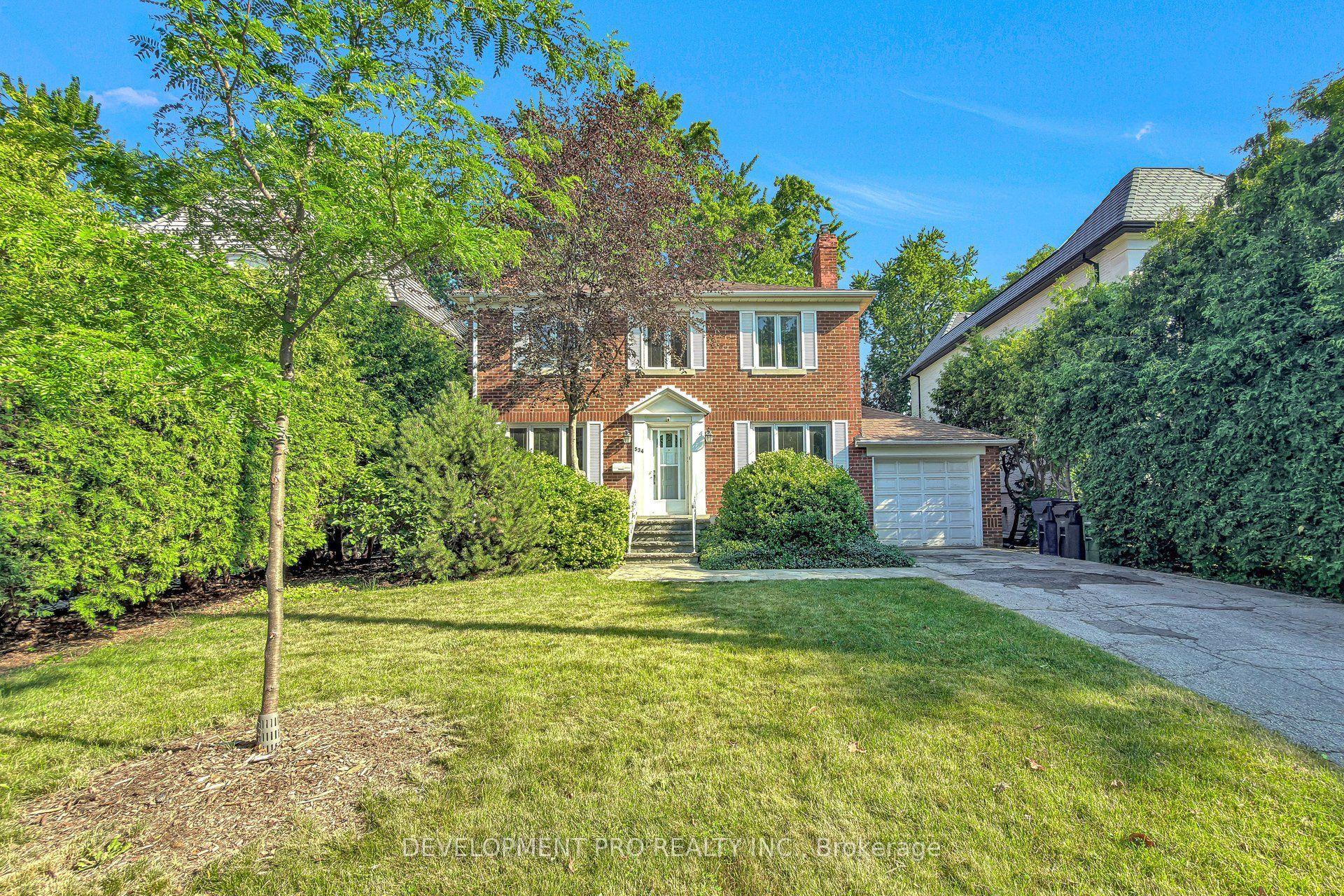 534 Deloraine Avenue, Toronto — Detached for sale, photo 1