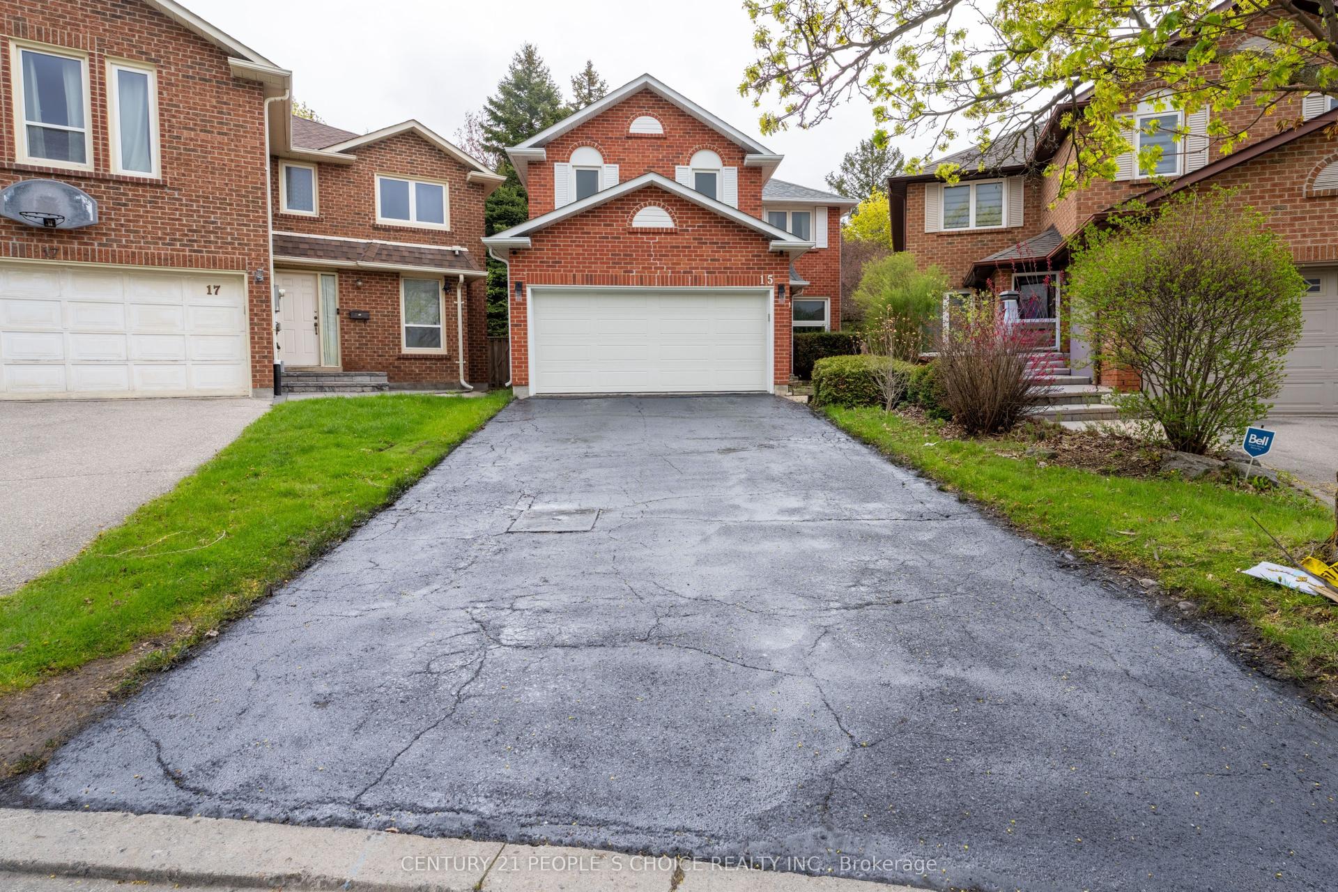 15 Kilbarry Court — photo 1