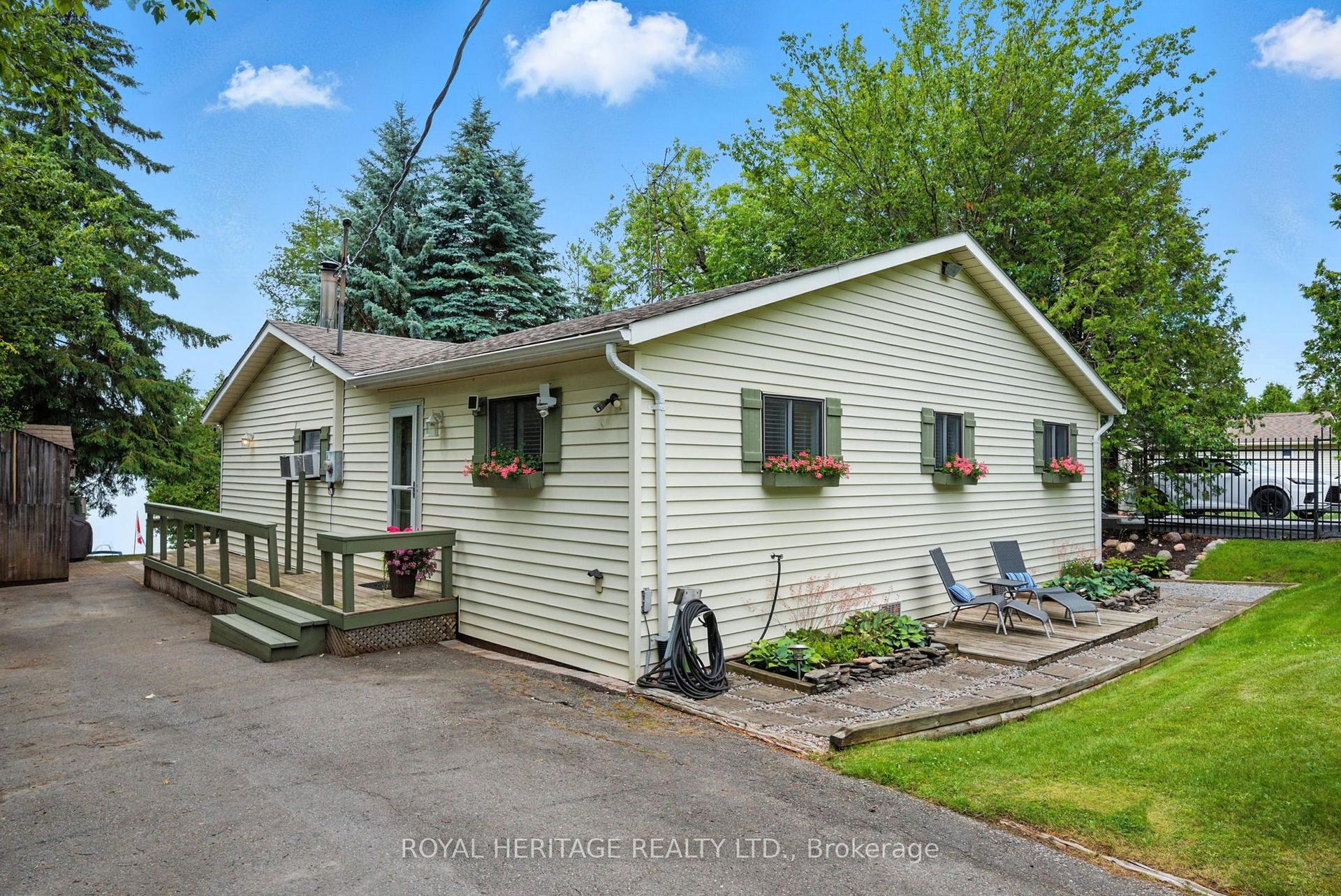 42 Reddick Road — photo 1