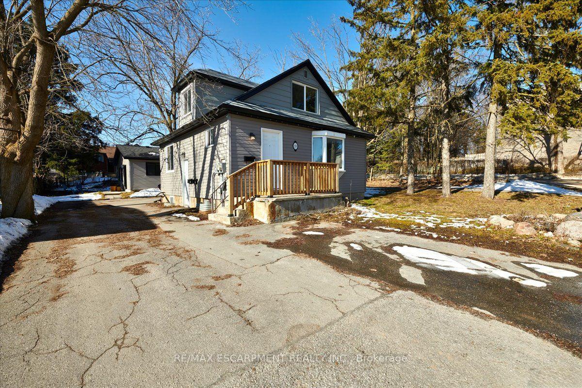 210 Owen Street #1 ##1, #2, #3 — photo 1