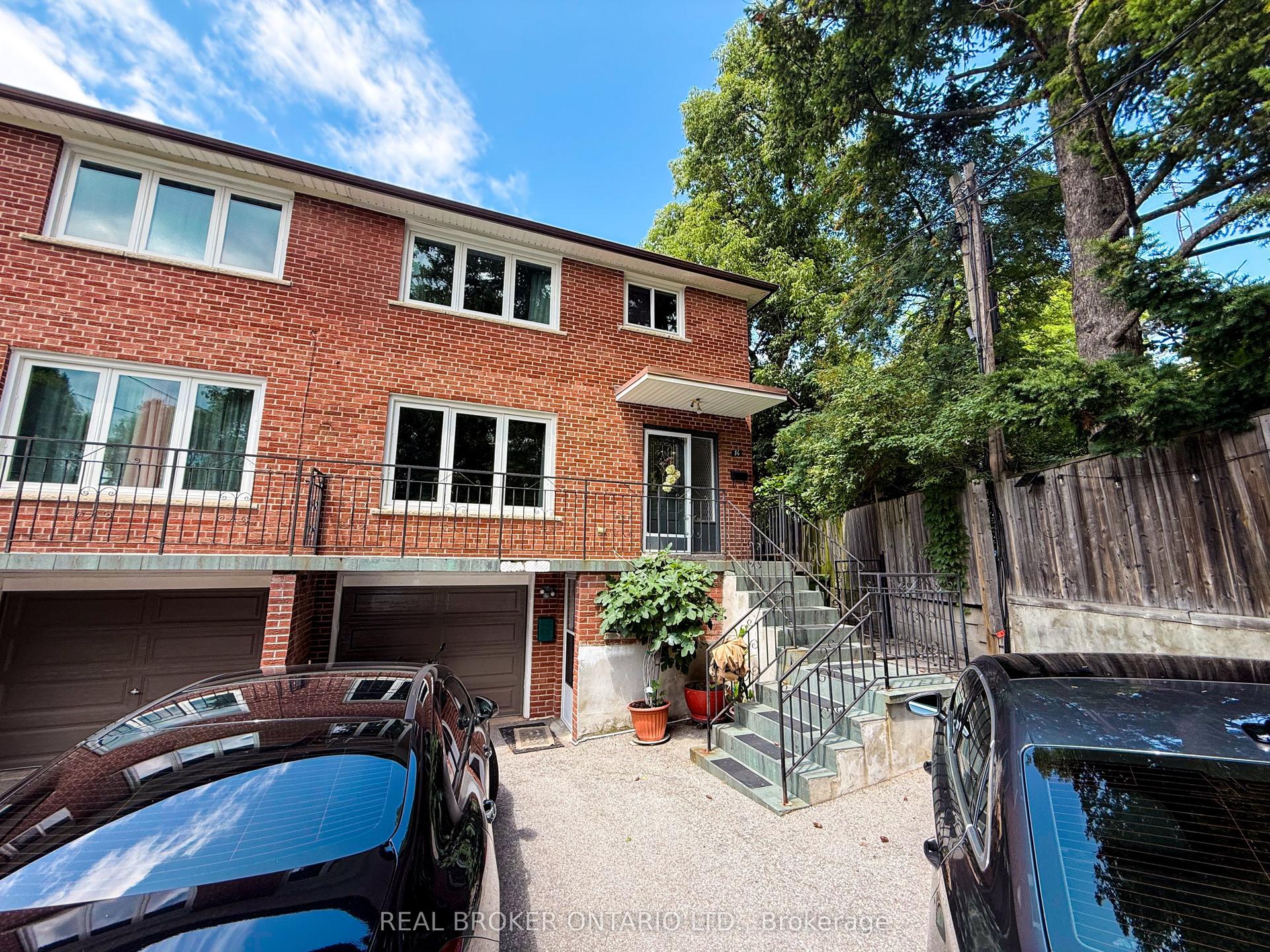 14 Gooch Court Lower Level #Lower Level, Toronto — Townhouse for lease, photo 1