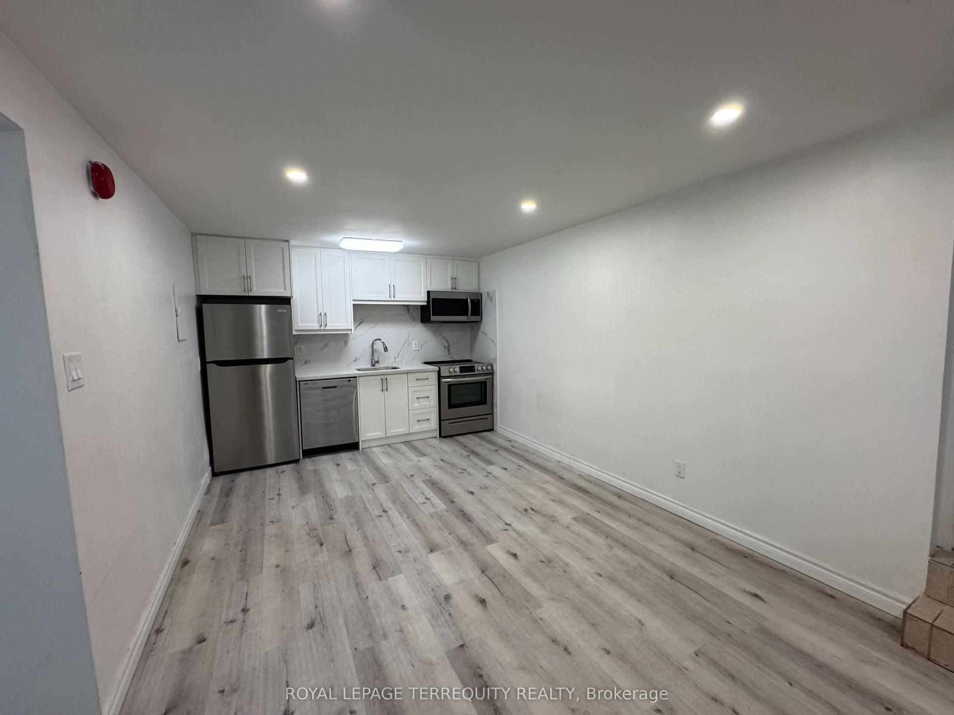 118 Christie Street Unit 3 #Unit 3, Toronto — Multiplex for lease, photo 1