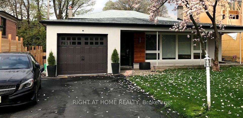 8 Alonzo Road — photo 1