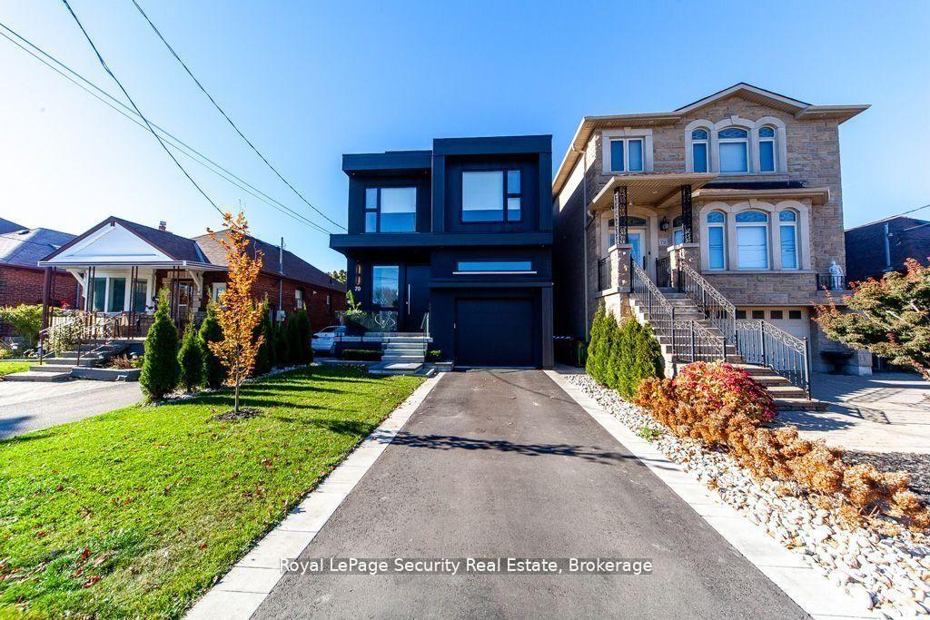 70 Chamberlain Avenue 2 #2 — photo 1