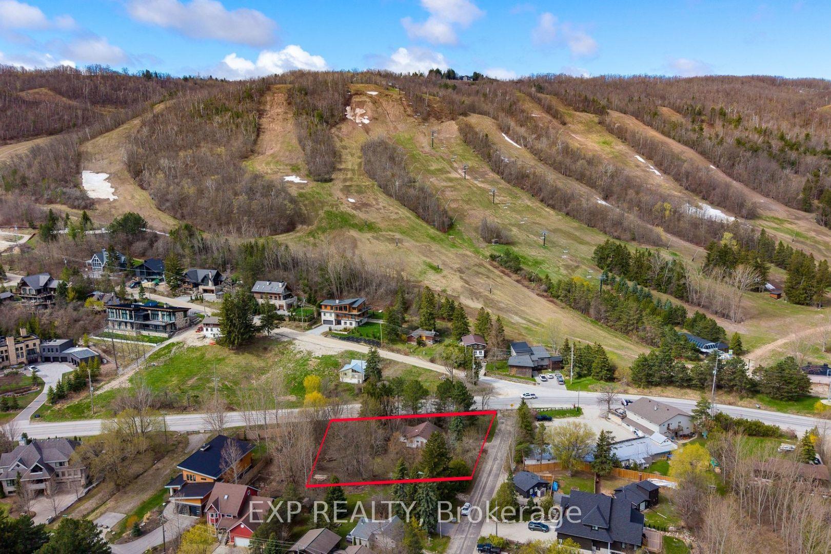 104 SETTLERS WAY Road — photo 1