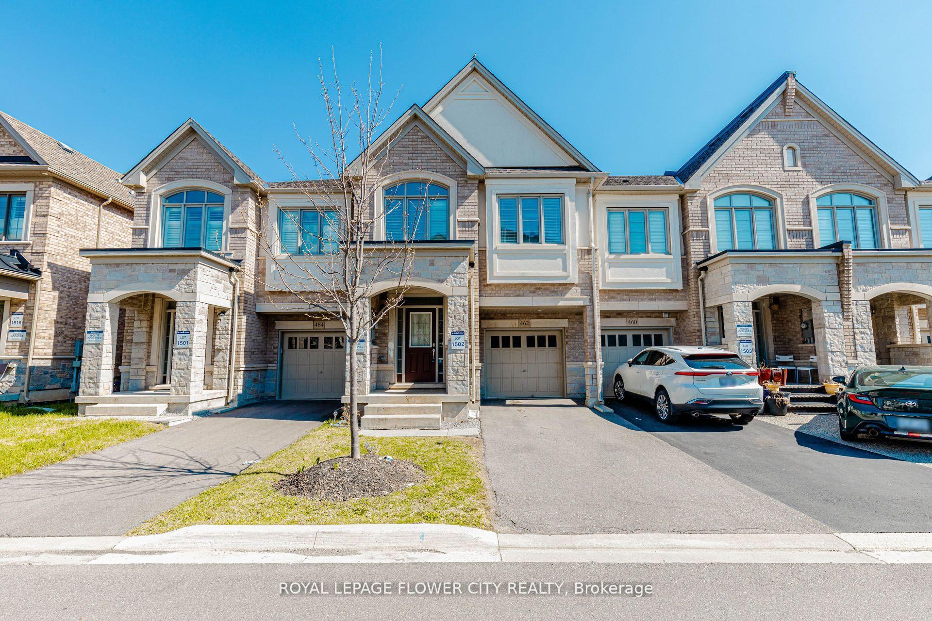 462 Sheaffe Place — photo 1
