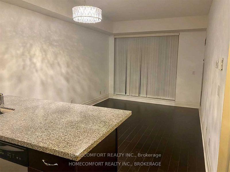 131 Upper Duke Crescent 202 #202, Markham — Condo for lease, photo 1