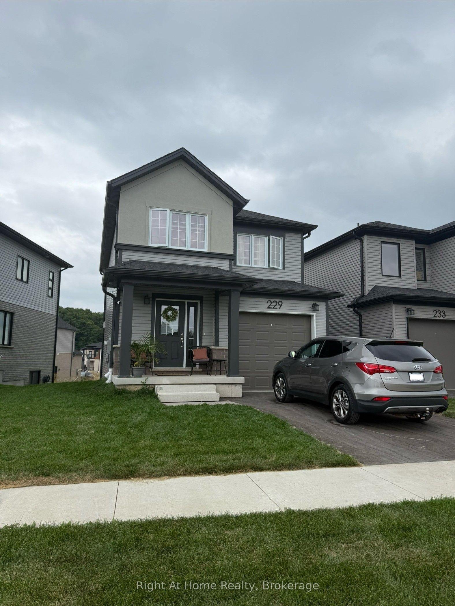 217 Benninger Drive Upper #Upper, Kitchener — Detached for lease, photo 1