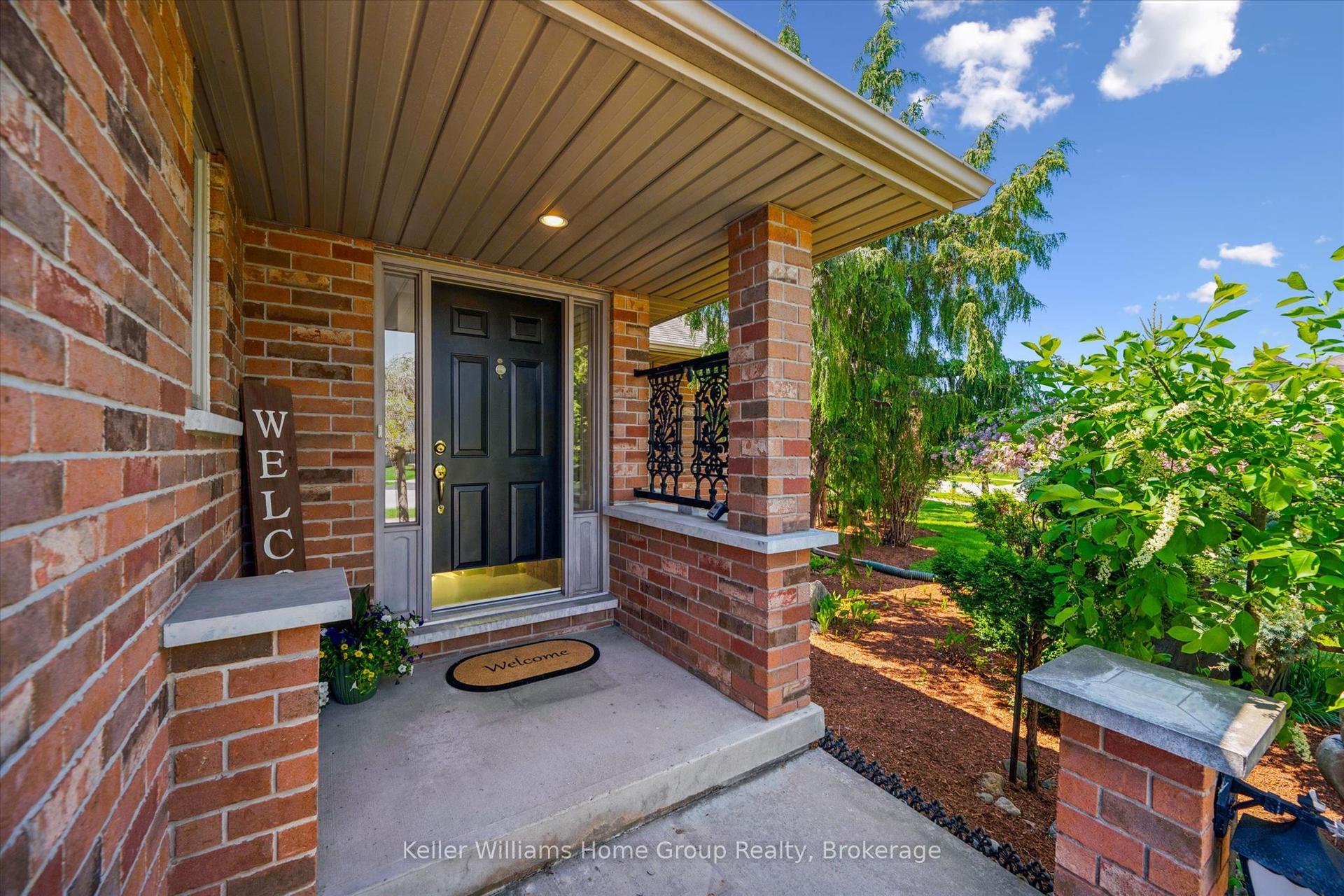 40 Gibbs Crescent — photo 1