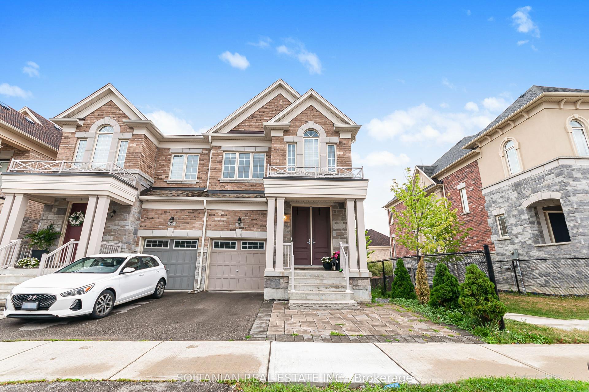 18 Drizzel Crescent, Richmond Hill — Semi-Detached for sale, photo 1