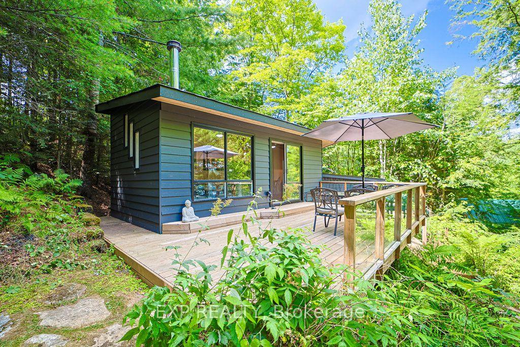 565 West Diamond Lake Road, Hastings Highlands — Detached for sale, photo 1
