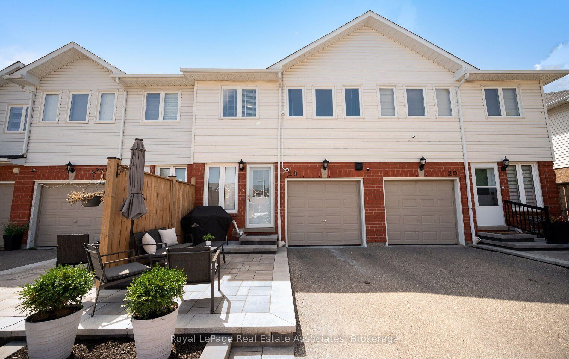 1485 Torrington Drive 19 #19, Mississauga — Condo Town for sale, photo 1
