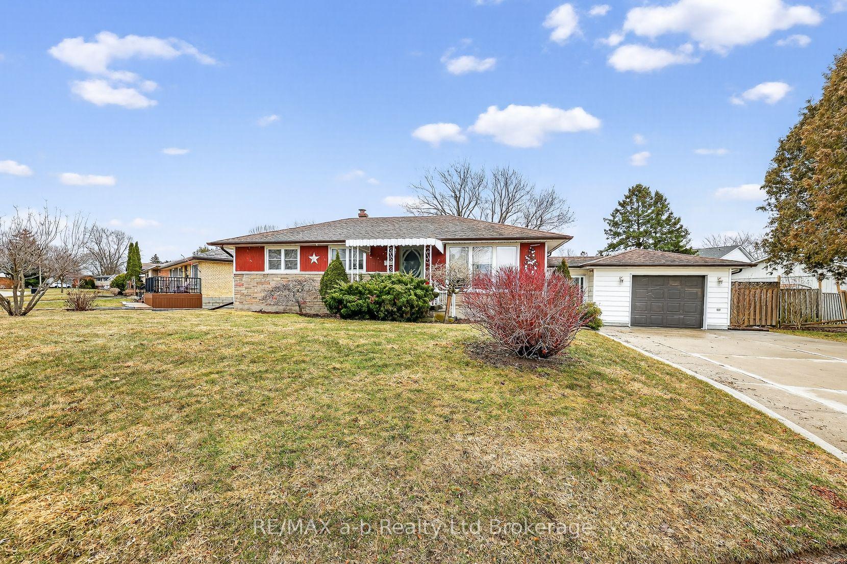 23 Glenn Avenue — photo 1