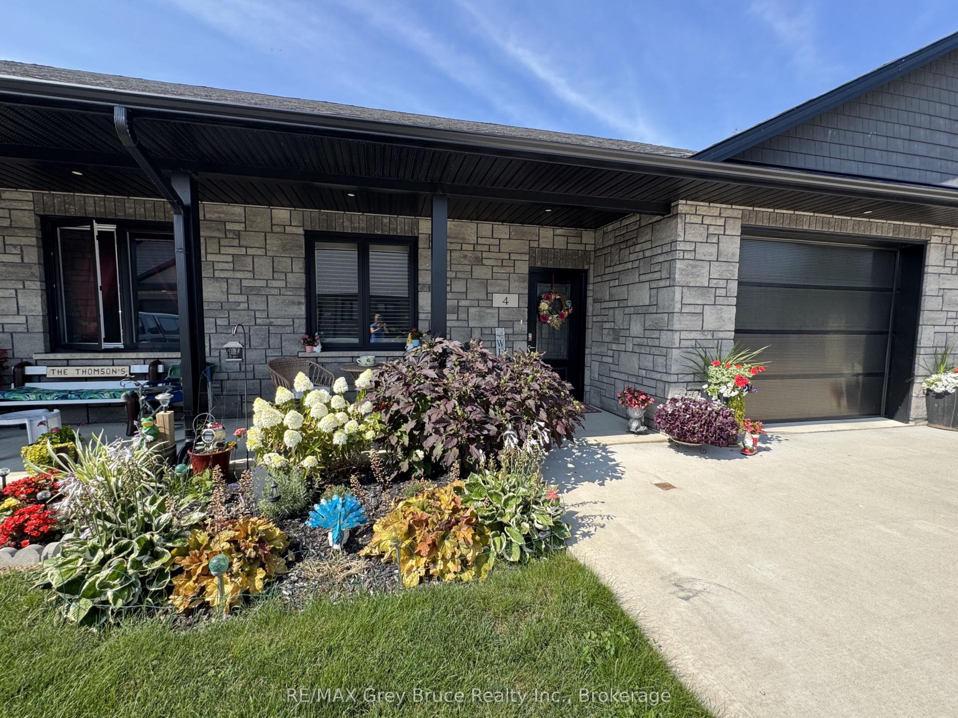 4 PALMER MARIE Lane, Arran-Elderslie — Townhouse for sale, photo 1