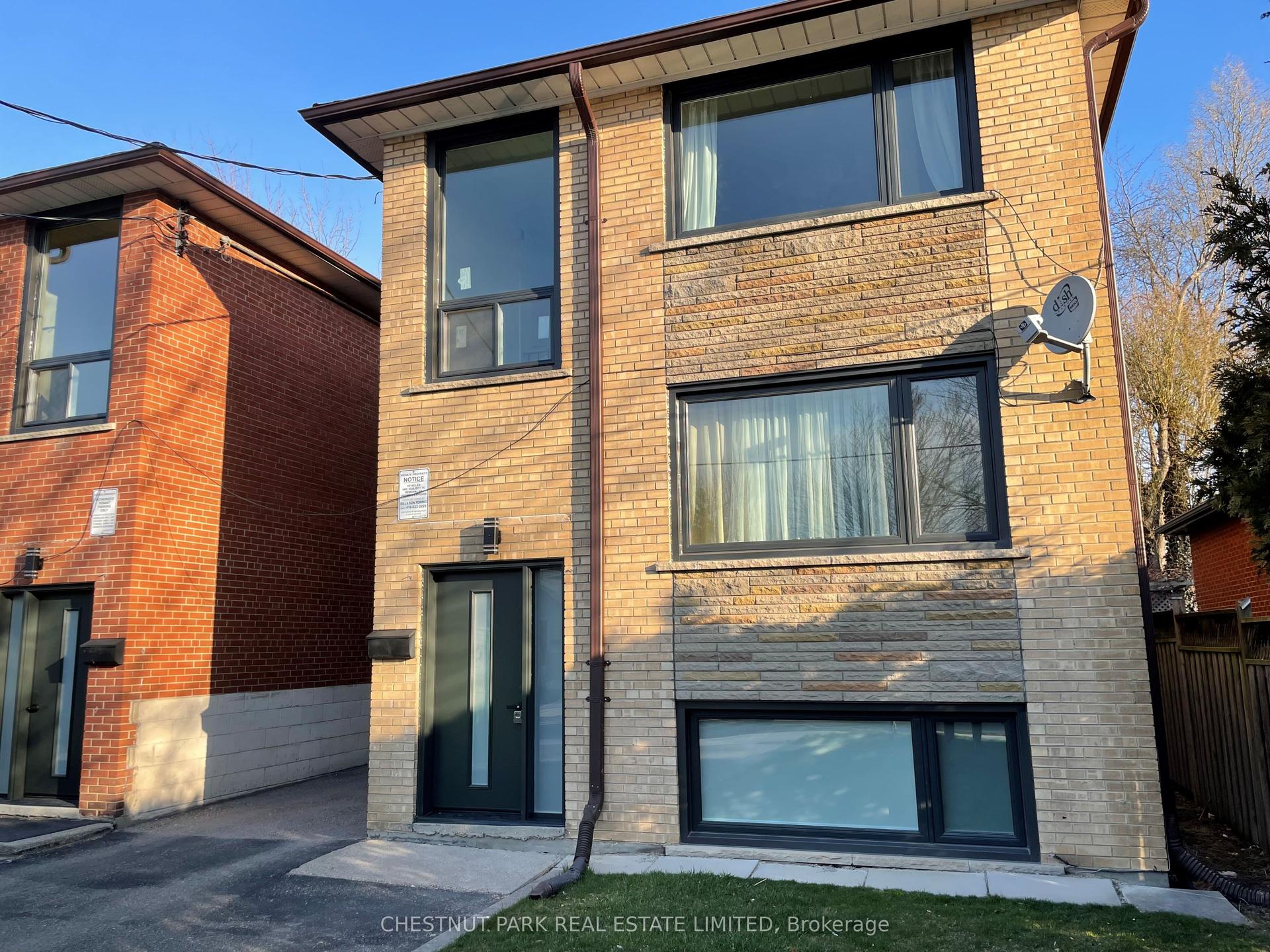 24 Heman Street 1 #1, Toronto — Multiplex for lease, photo 1