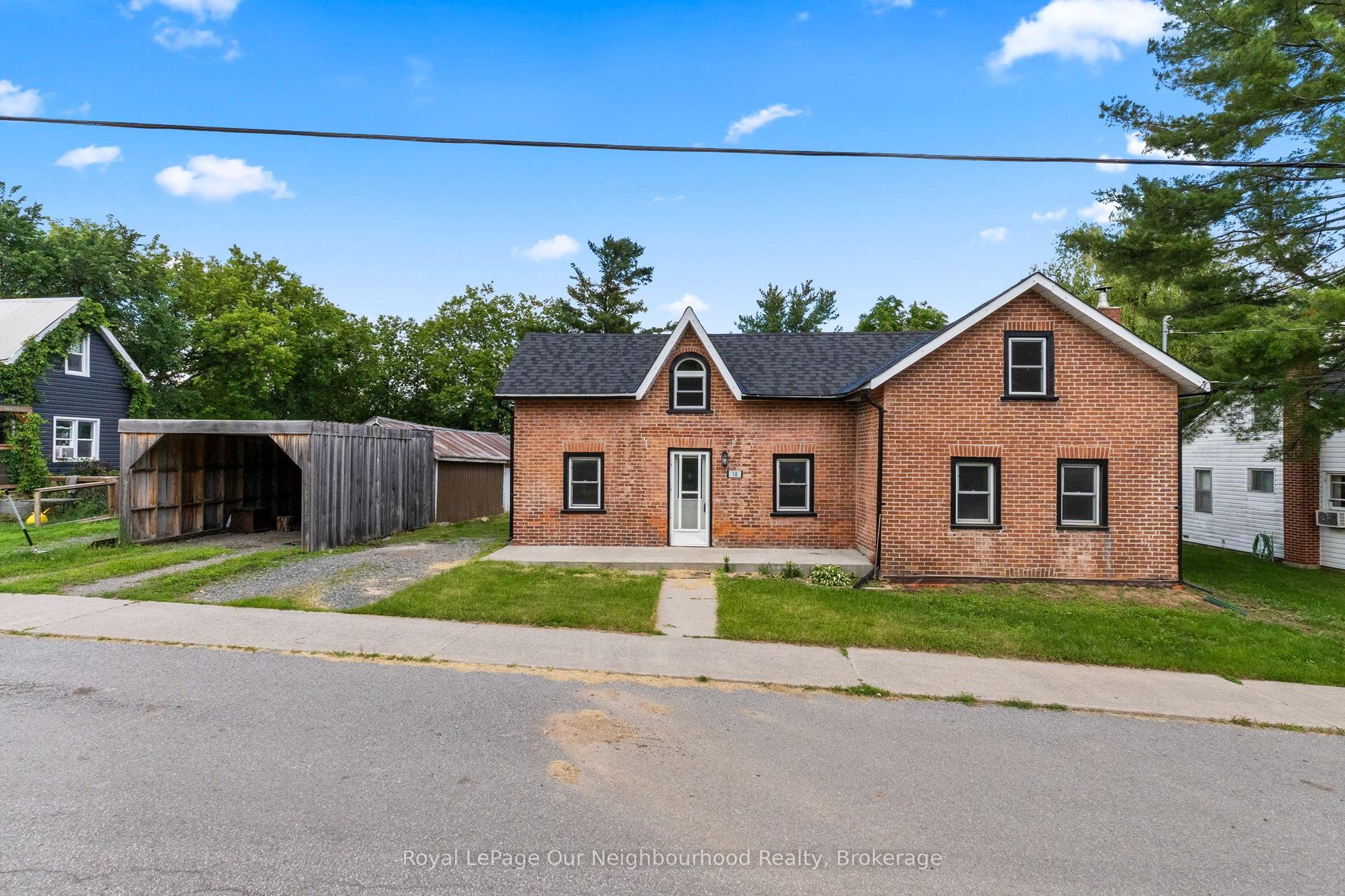 18 Hayes Street — photo 1