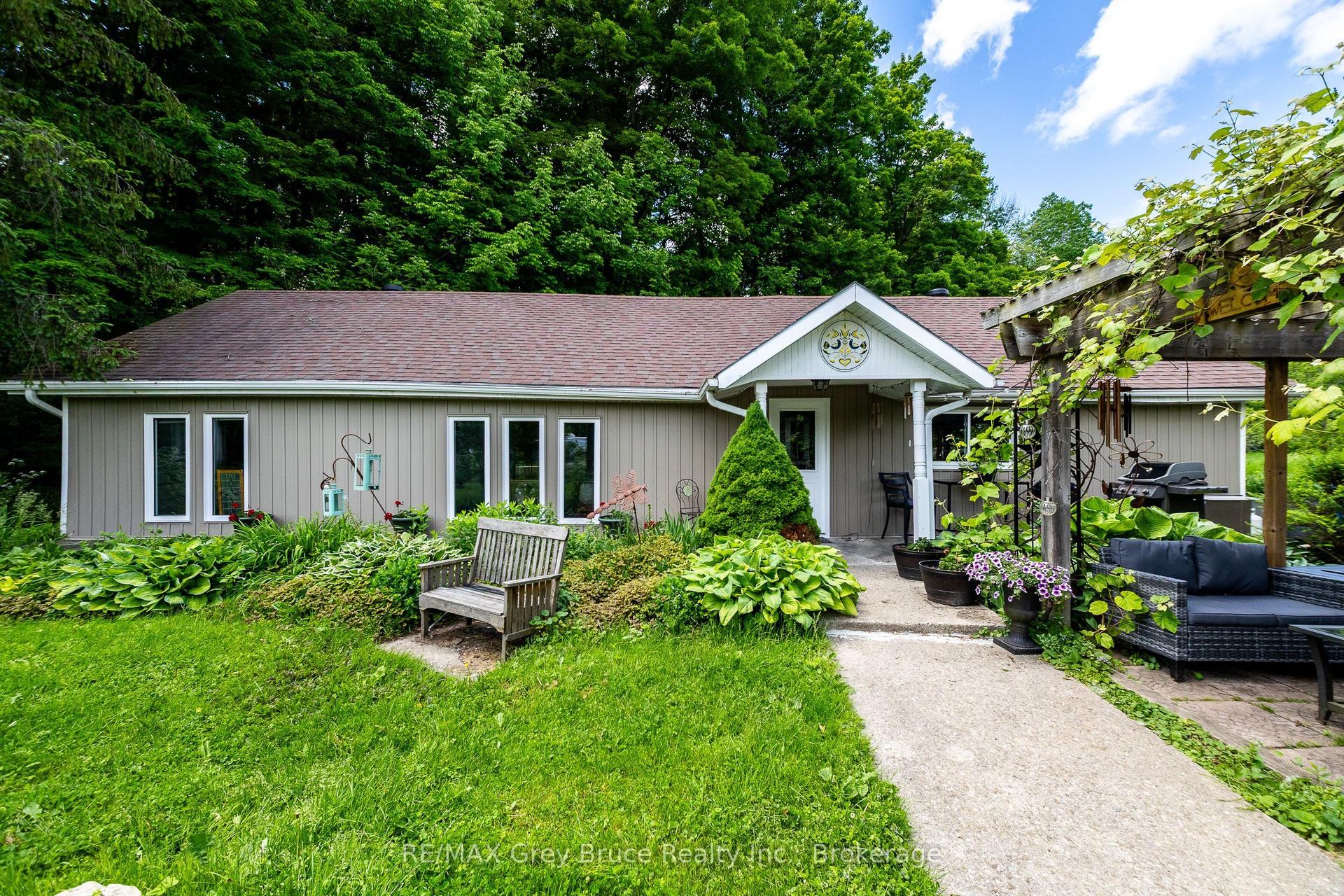 318588 GREY RD 1 N/A — photo 1
