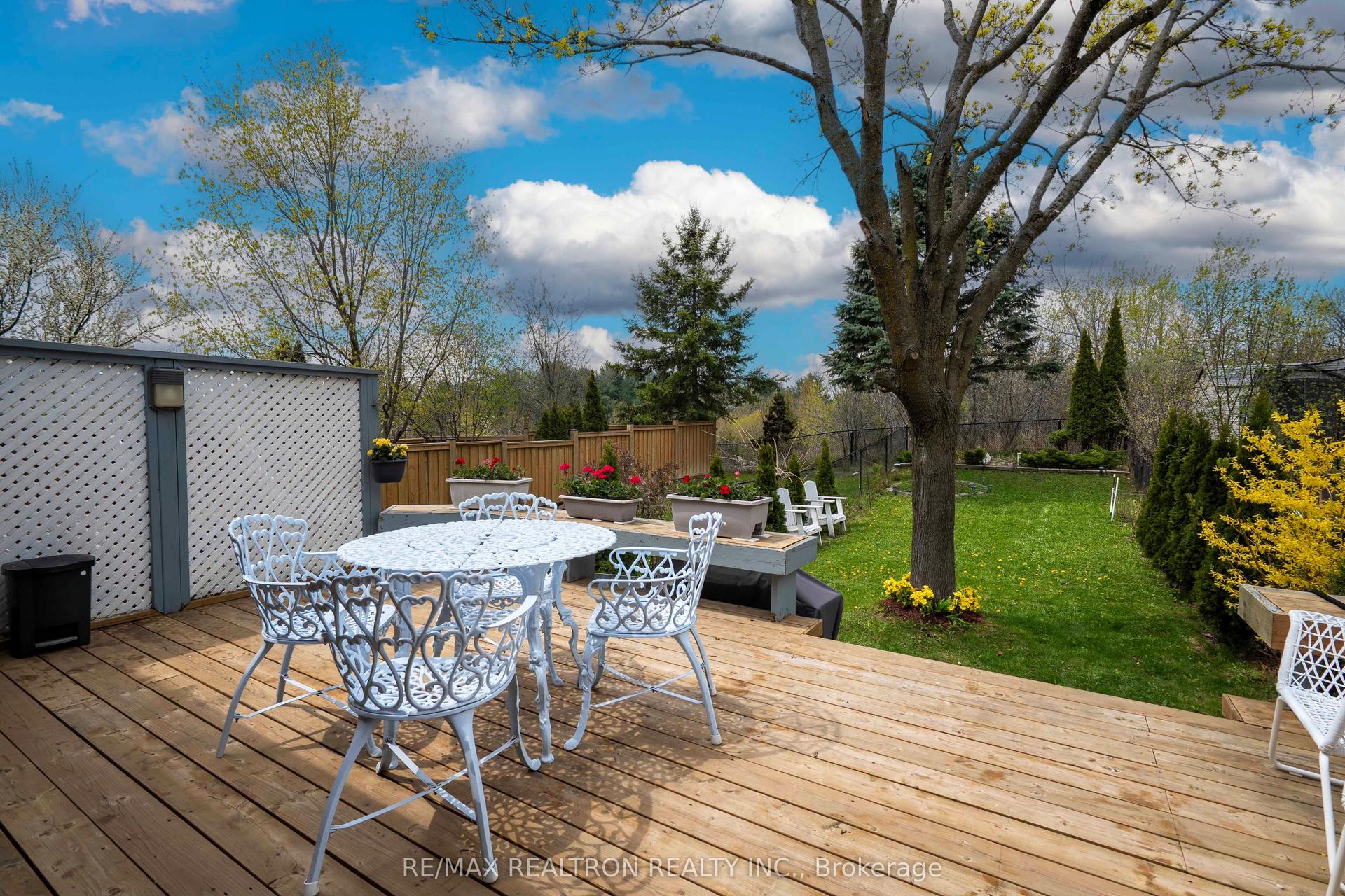 36 Edgemont Court, Richmond Hill — Townhouse for sale, photo 1
