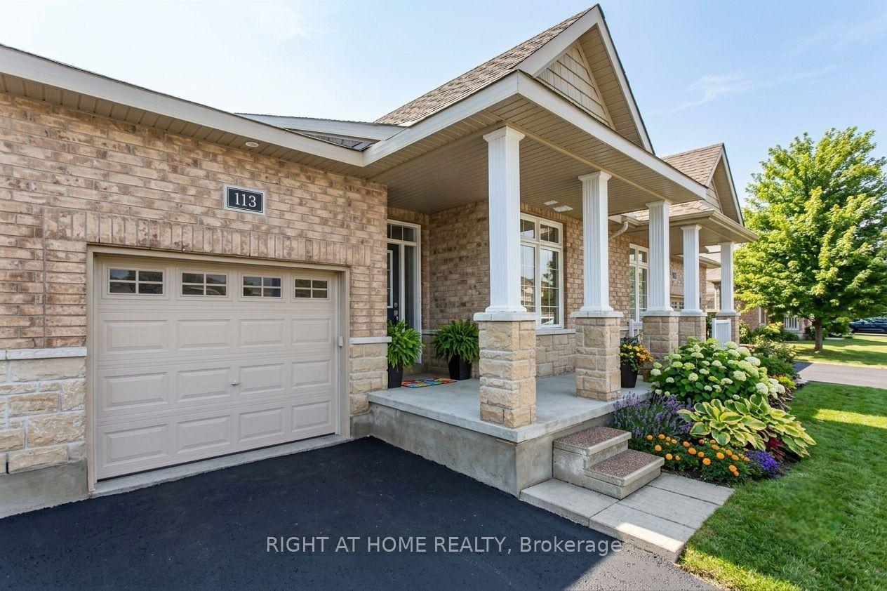 113 PASSAGEWAY Way, Kanata — Townhouse for sale, photo 1