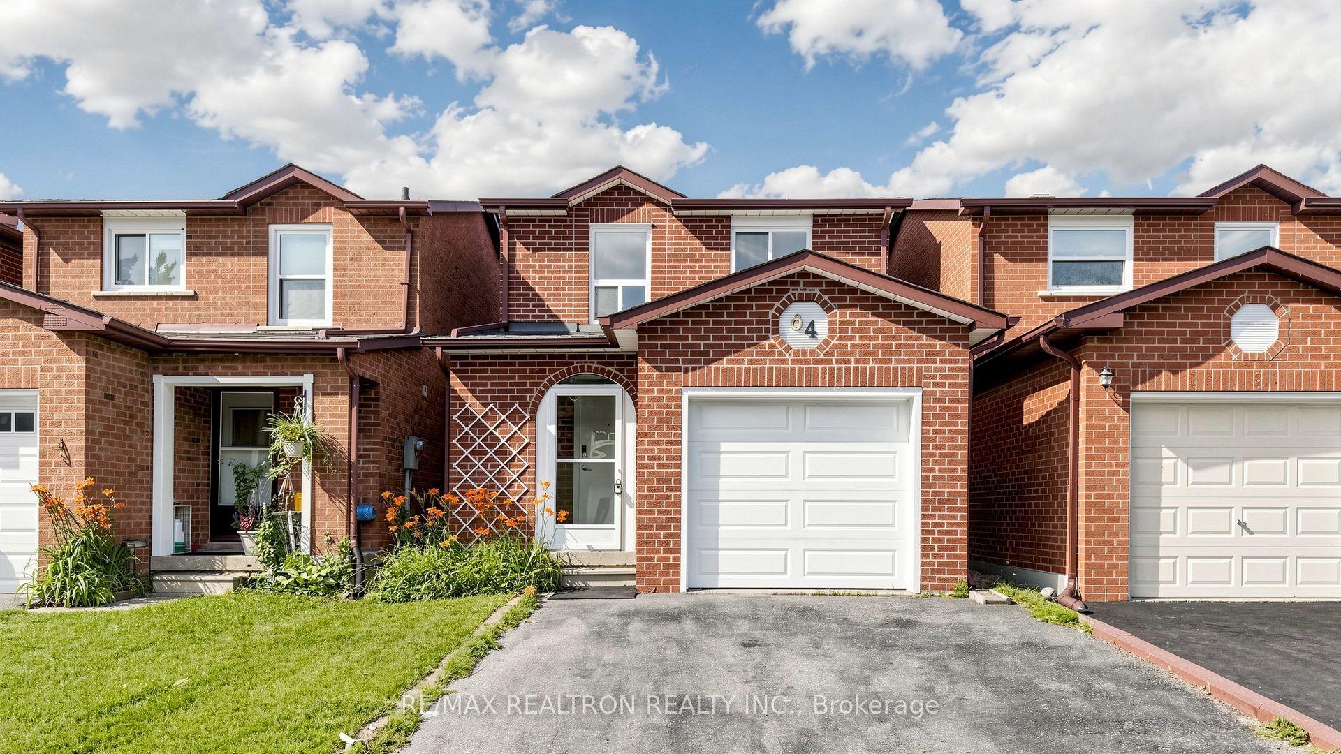 64 Dunbar Crescent, Markham — Detached for sale, photo 1