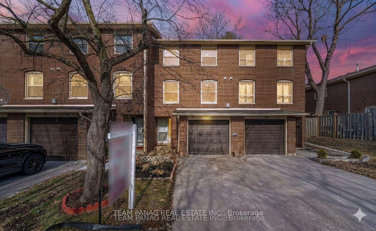 38 Eden Park — photo 1