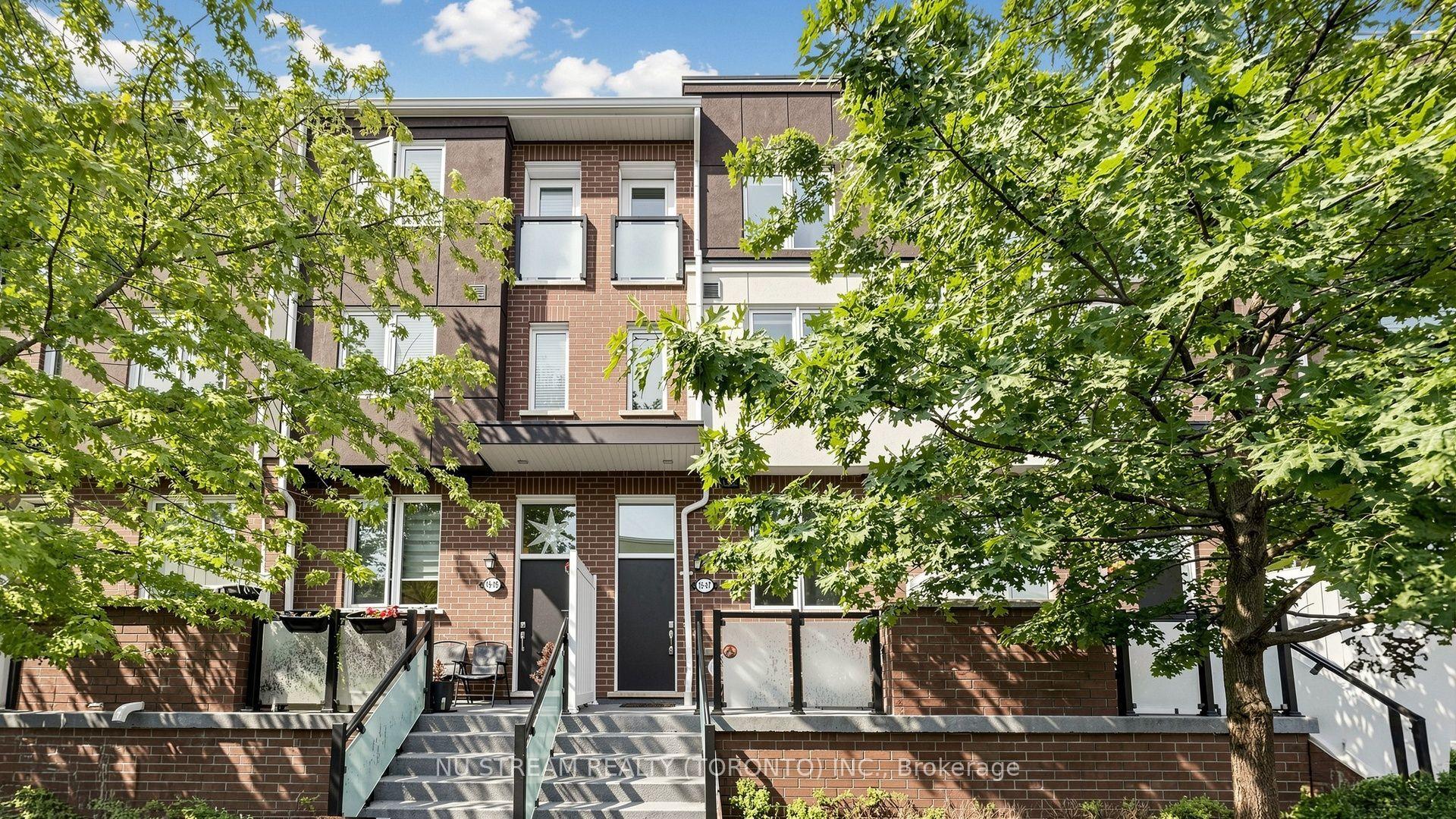 15 Heron Park Place, Toronto — Condo Town for lease, photo 1