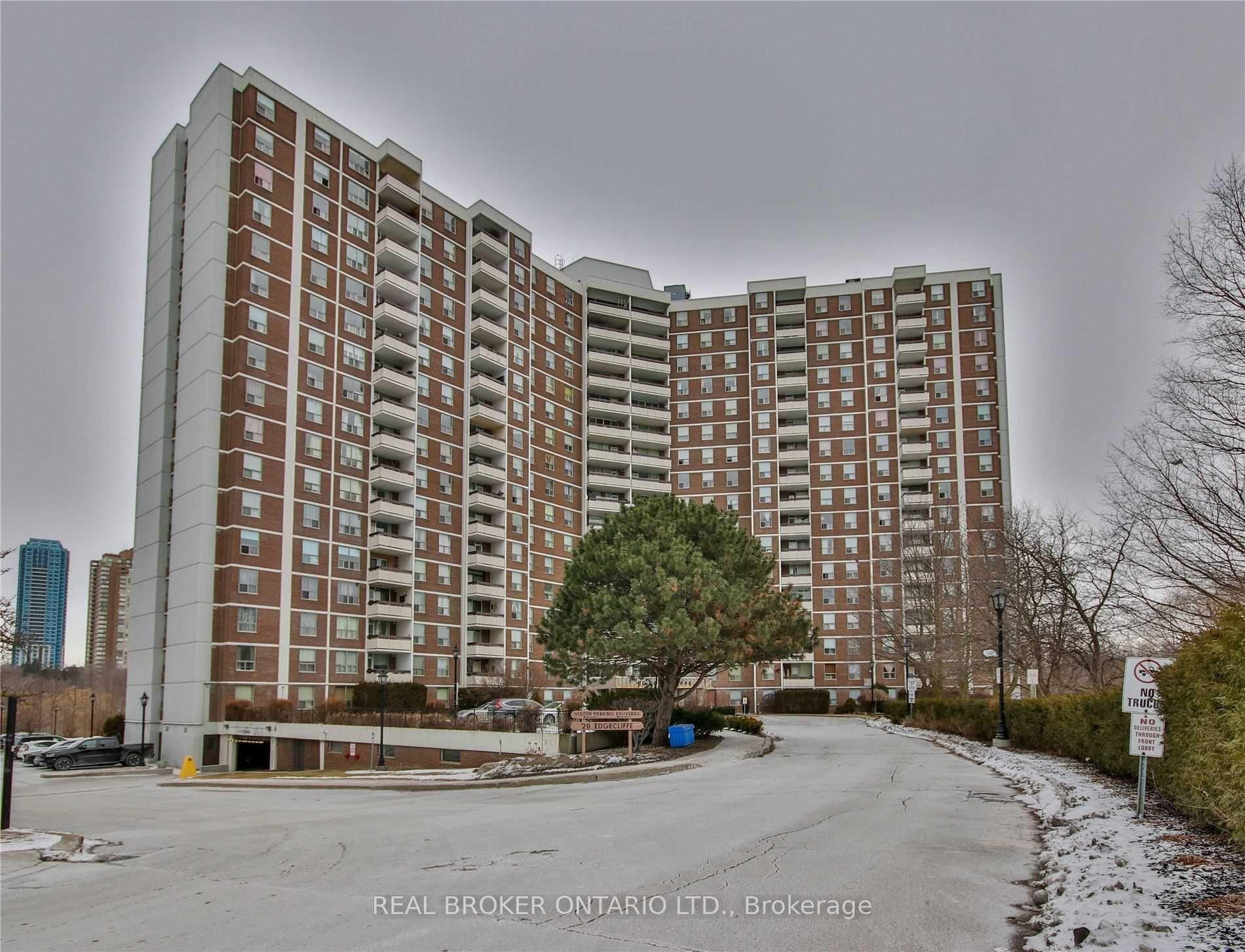 20 Edgecliff Golfway 1804 #1804 — photo 1