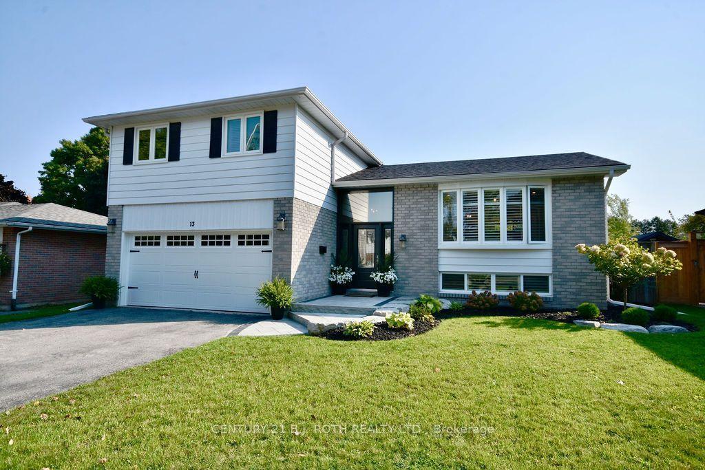 13 Clover Avenue, Barrie — Detached for sale, photo 1