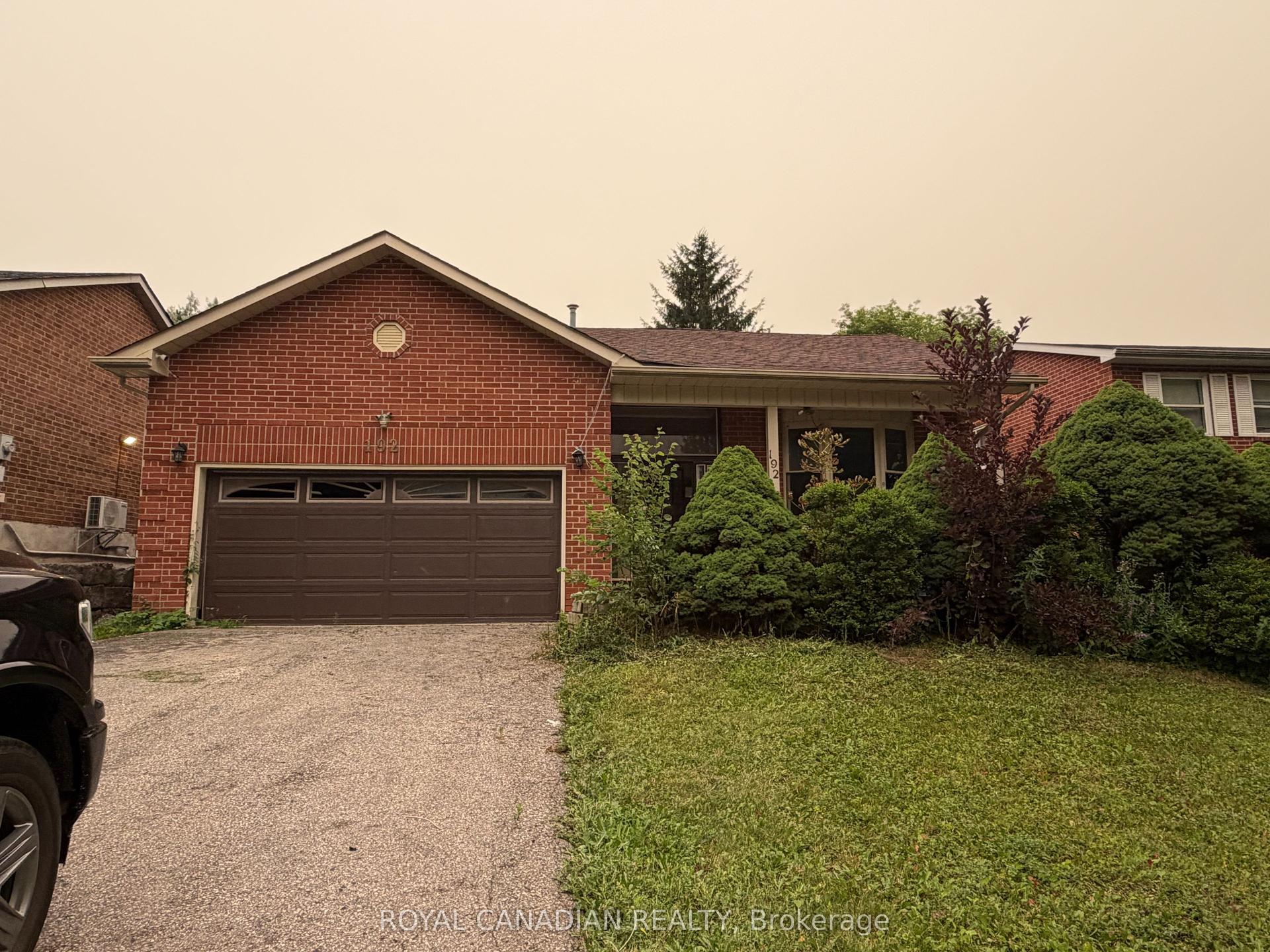 192 Harrison Drive, Newmarket — Detached for sale, photo 1