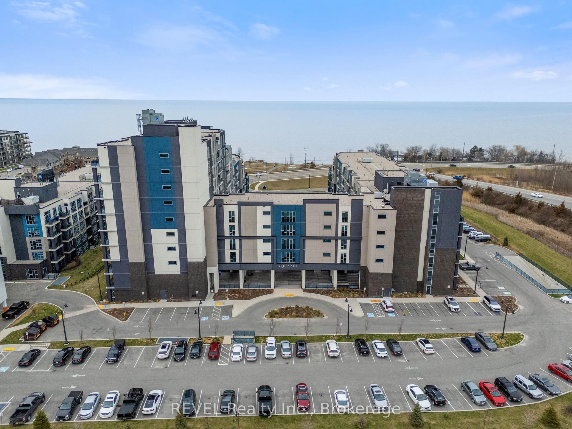 16 Concord Place 410 #410, Grimsby — Condo for sale, photo 1