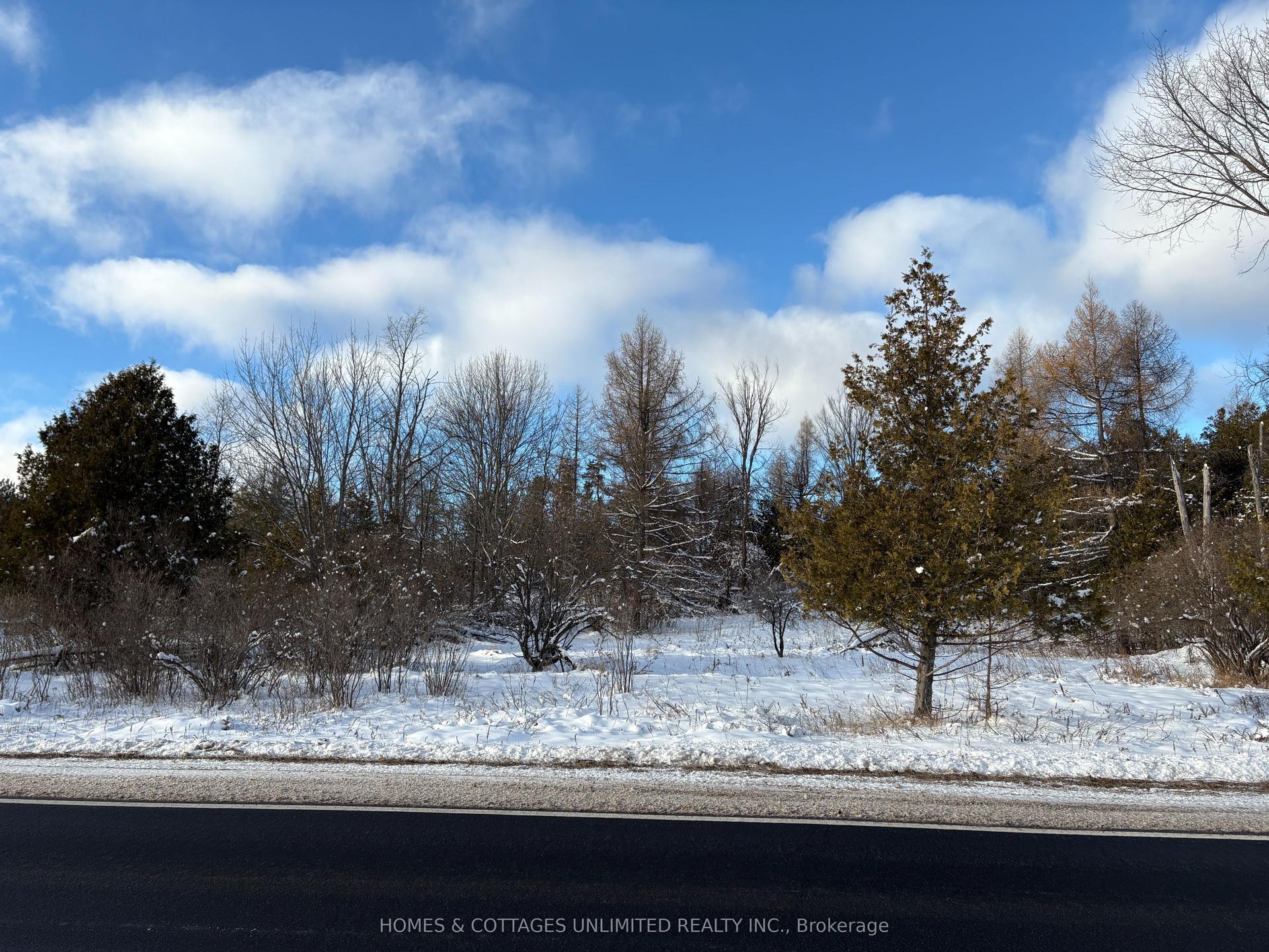 5882 MCDONALDS CORNERS Road — photo 1