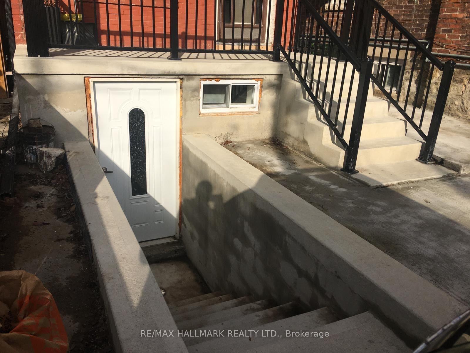 102 Barton Avenue #Basement ##Basement, Toronto — Detached for lease, photo 1