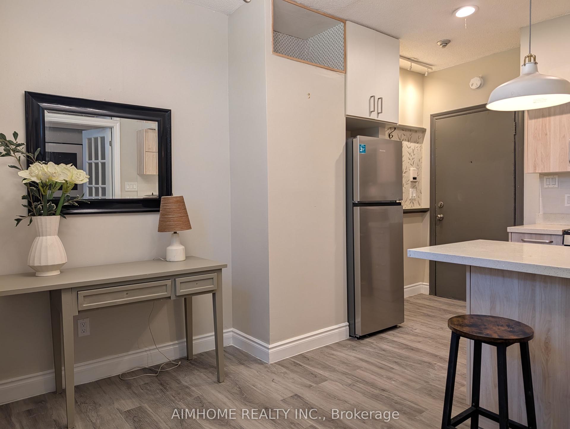 510 Ontario Street 2 #2, Toronto — Multiplex for lease, photo 1