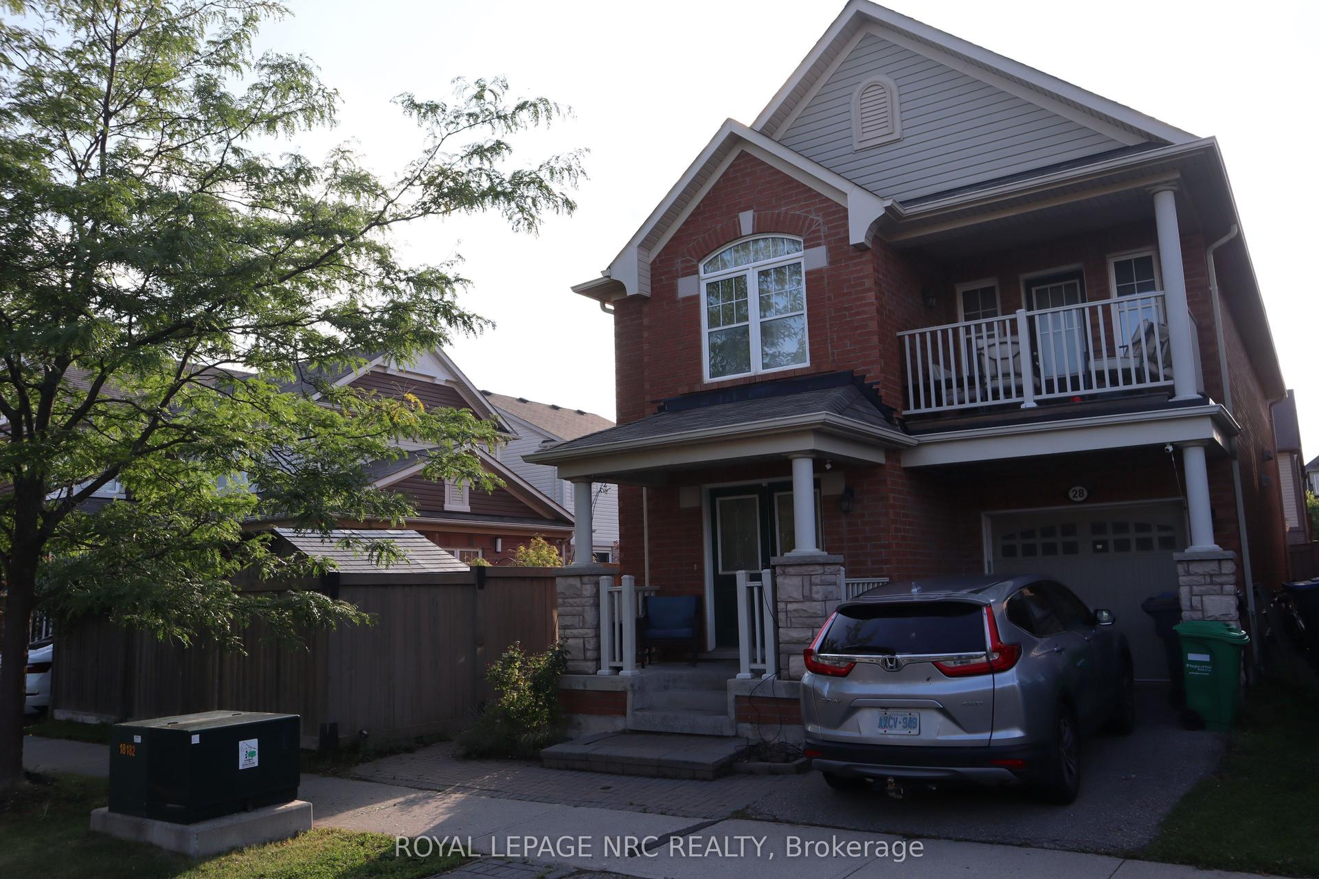 28 Dulverton Drive, Brampton — Detached for sale, photo 1