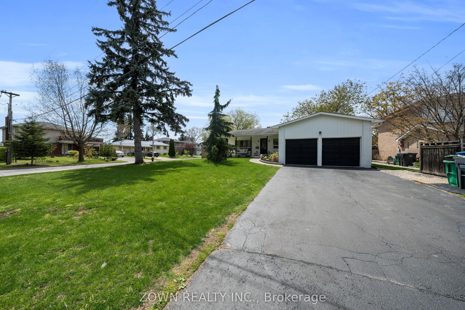 2330 Edenhurst Drive — photo 1