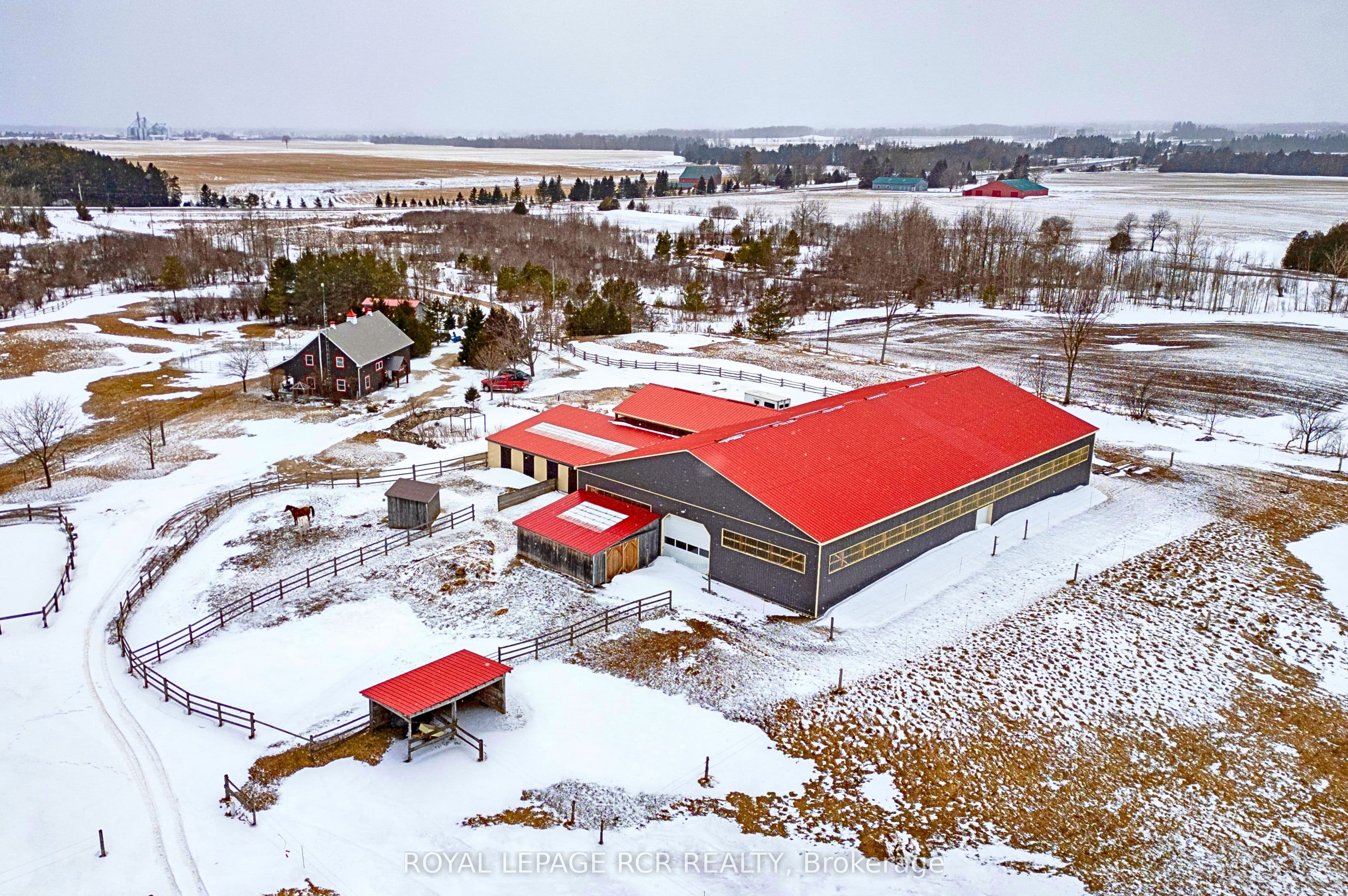 773367 10 Highway — photo 1