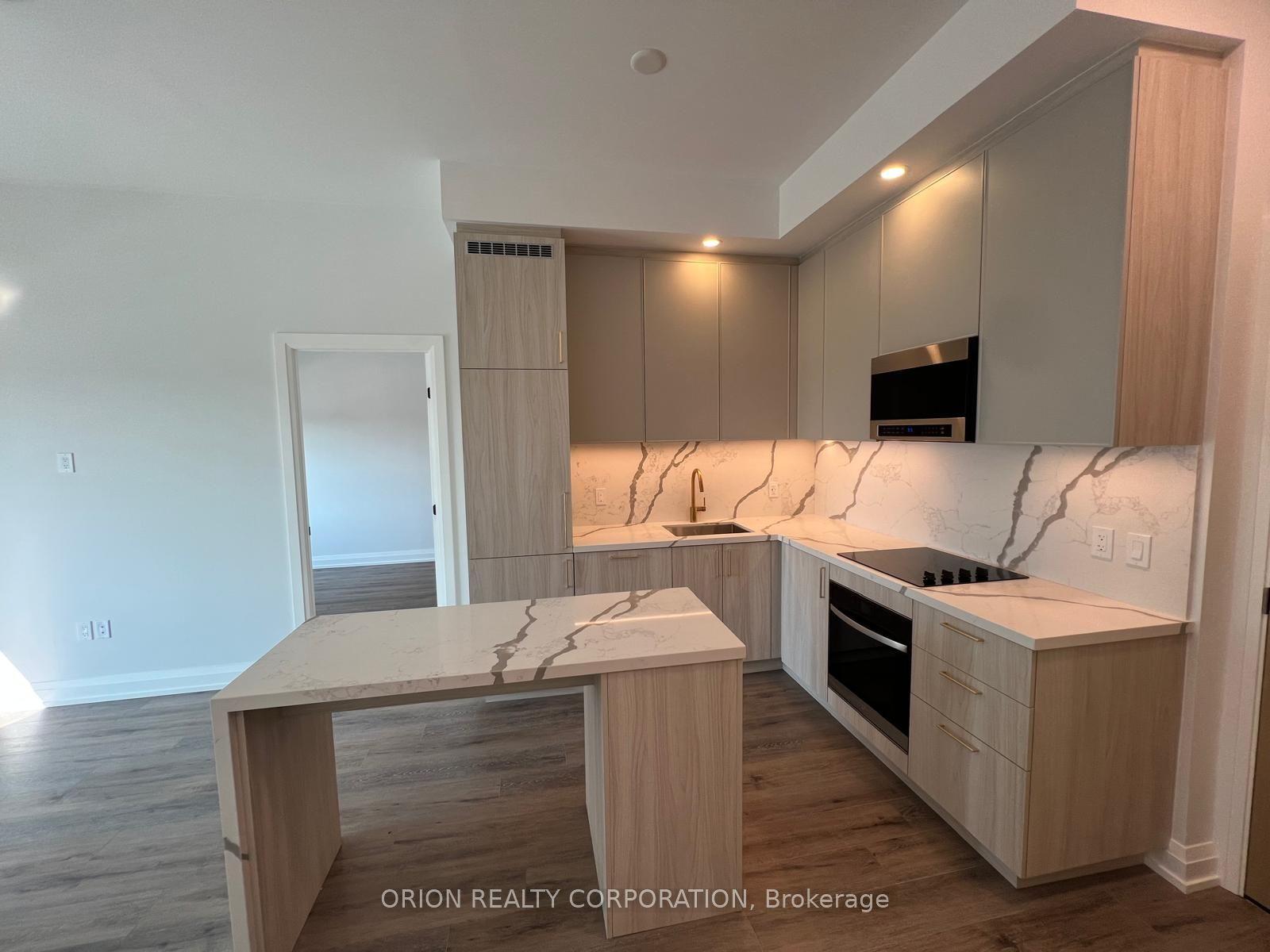5 Meadowdale Road 310 #310, Vaughan — Condo for lease, photo 1