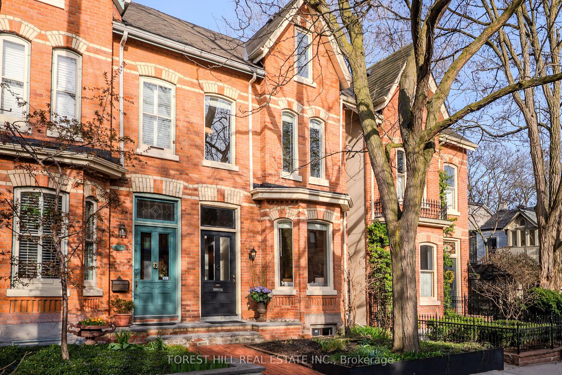 451 Sackville Street — photo 1