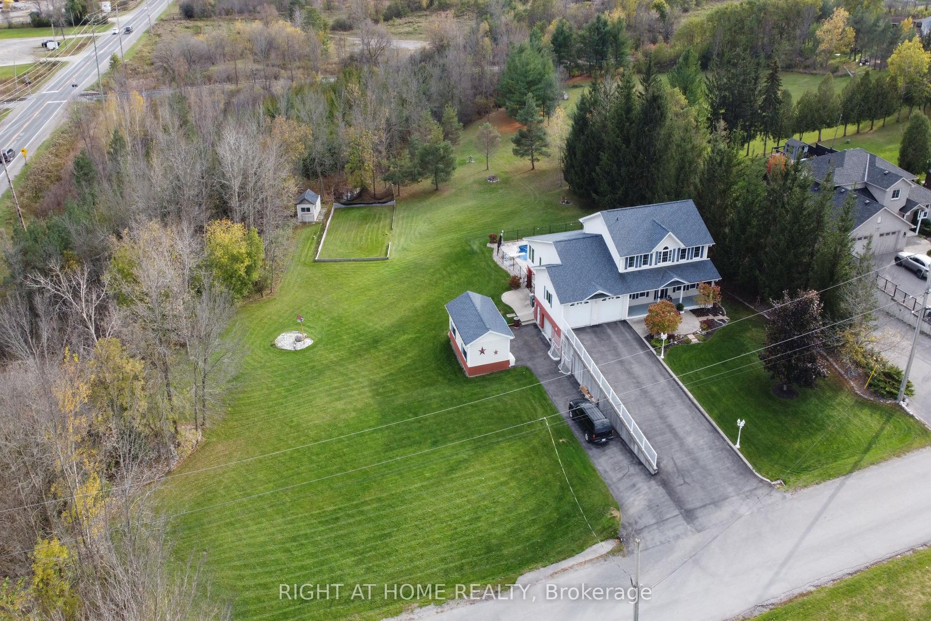 599 Maniece Avenue — photo 1