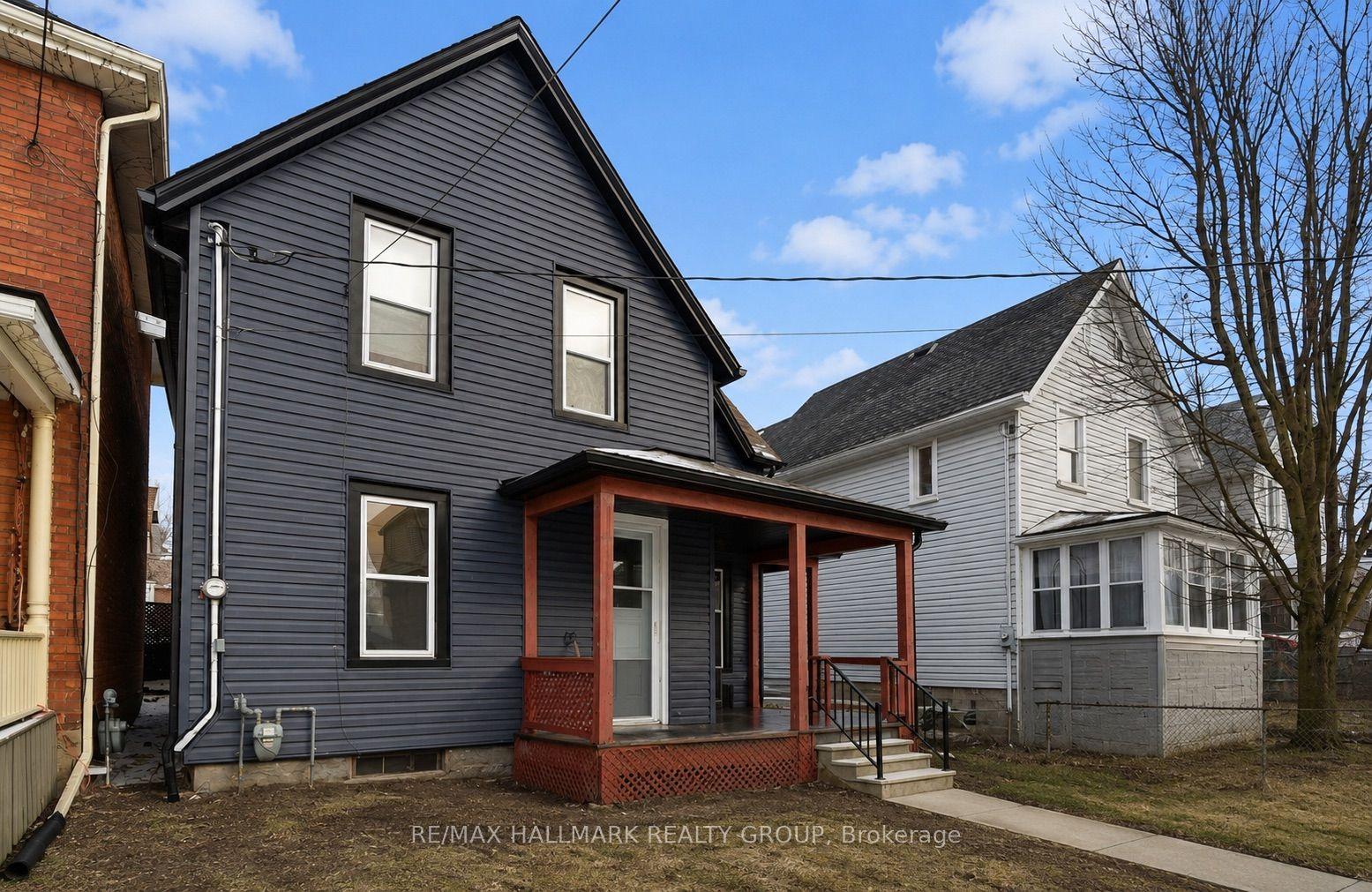 47 Daniel Street S, Brockville — Detached for sale, photo 1