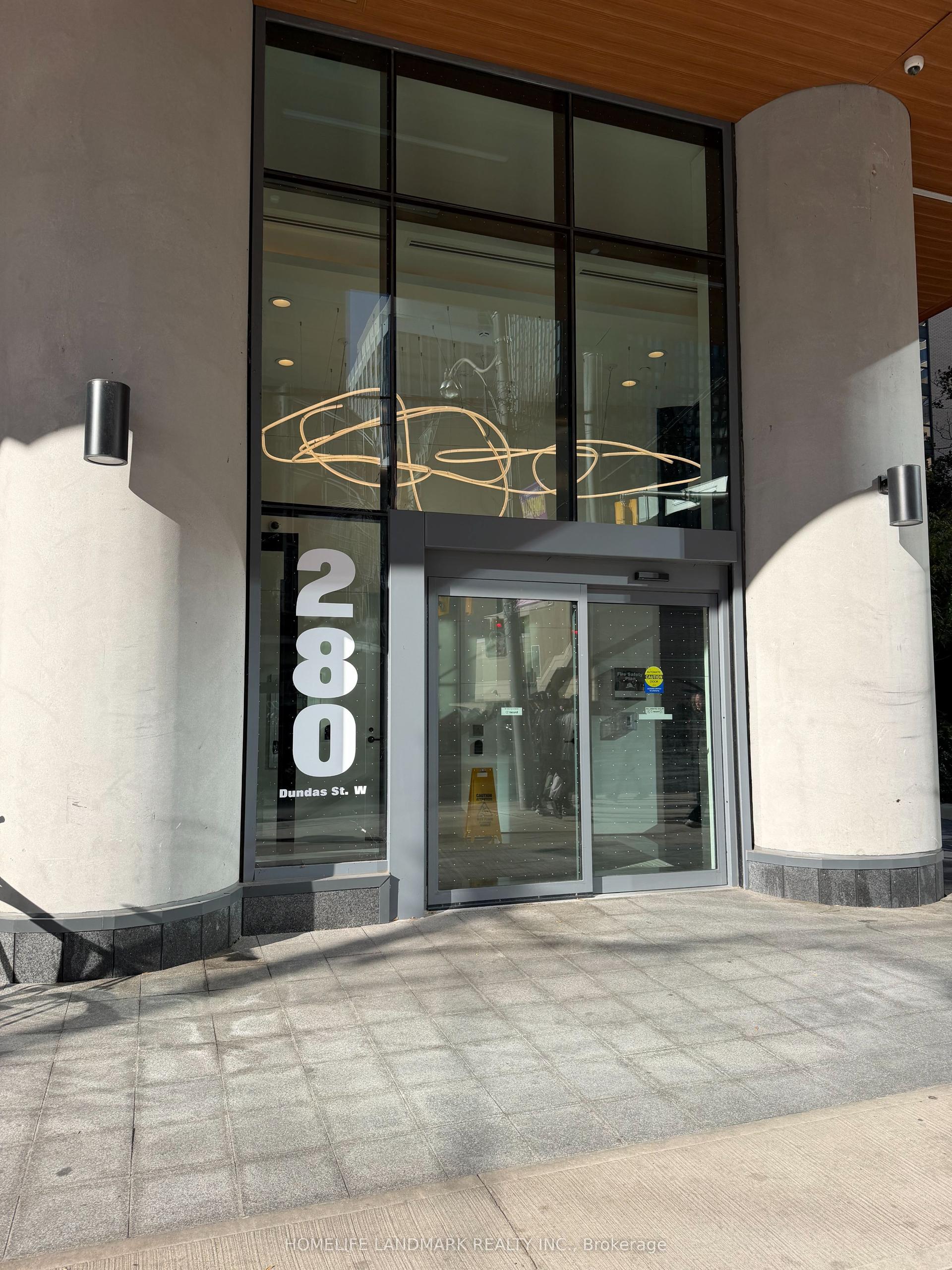 280 Dundas Street W 1802 #1802, Toronto — Condo for lease, photo 1