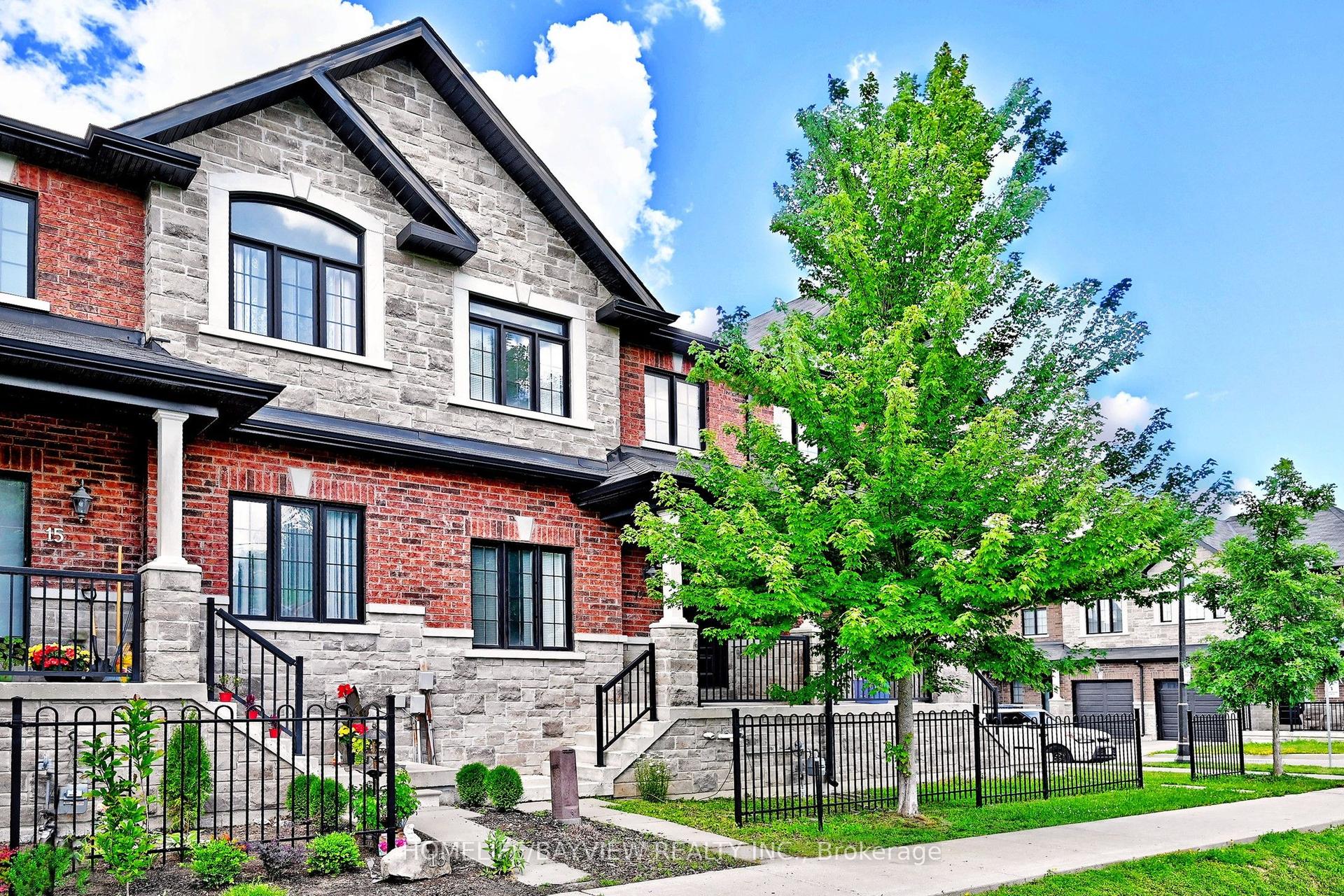 17 Zenyatta Lane, East Gwillimbury — Townhouse for sale, photo 1