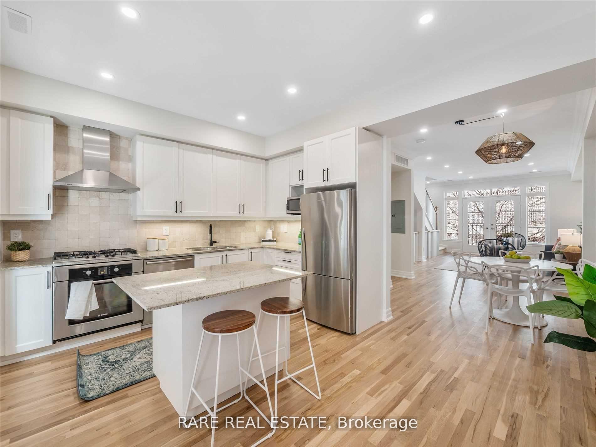 65 Pleasant Boulevard — photo 1