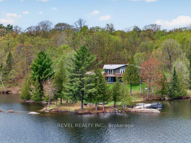 300 Green Lane — photo 1