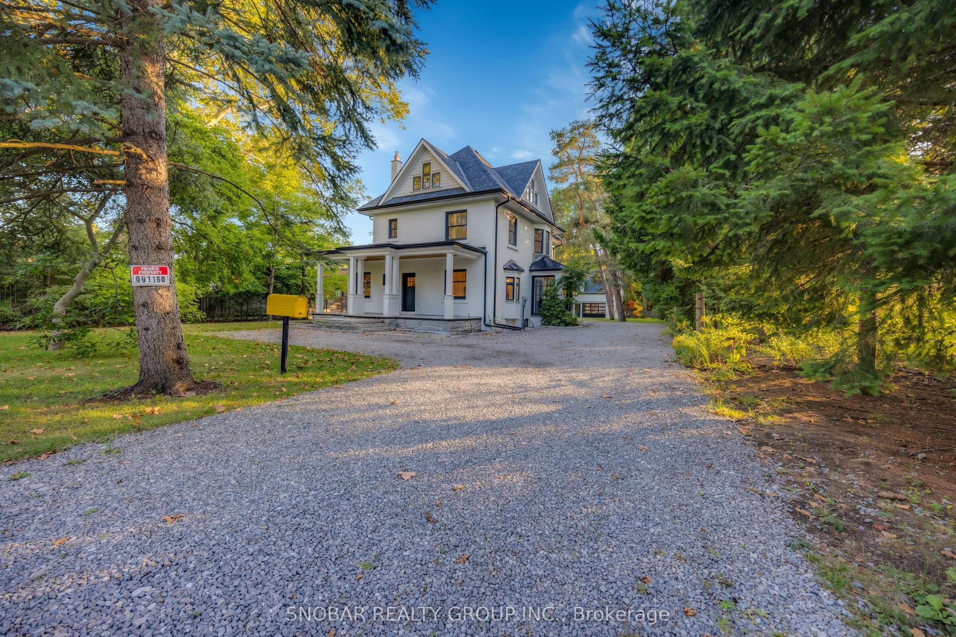 1160 Clarkson Road N — photo 1