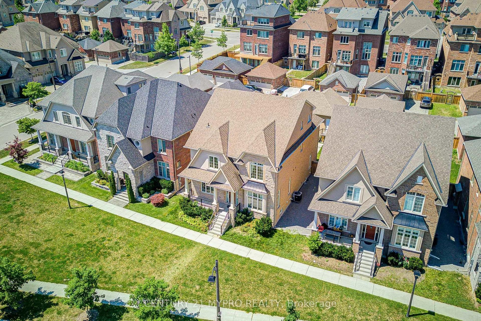 6 Tralee Court, Markham — Detached for sale, photo 1