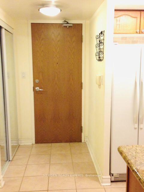 233 Beecroft Road 1101 #1101, Toronto — Condo for lease, photo 1