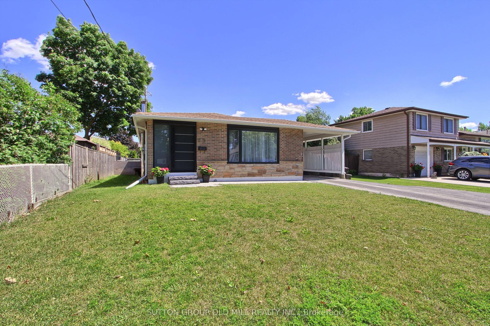 23 Moore Park Crescent, Halton Hills — Detached for sale, photo 1