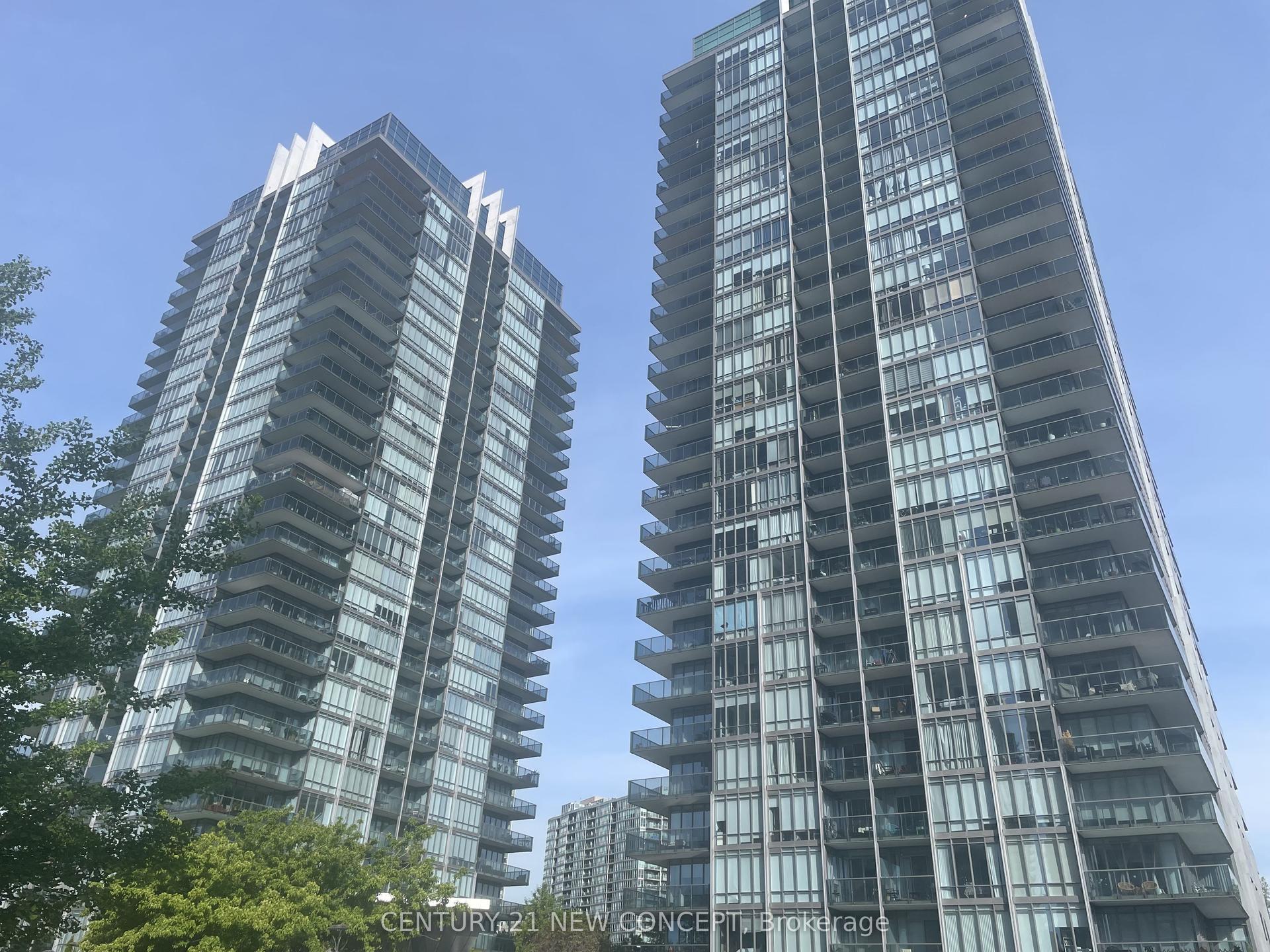 90 Park Lawn Road 215 #215 — photo 1