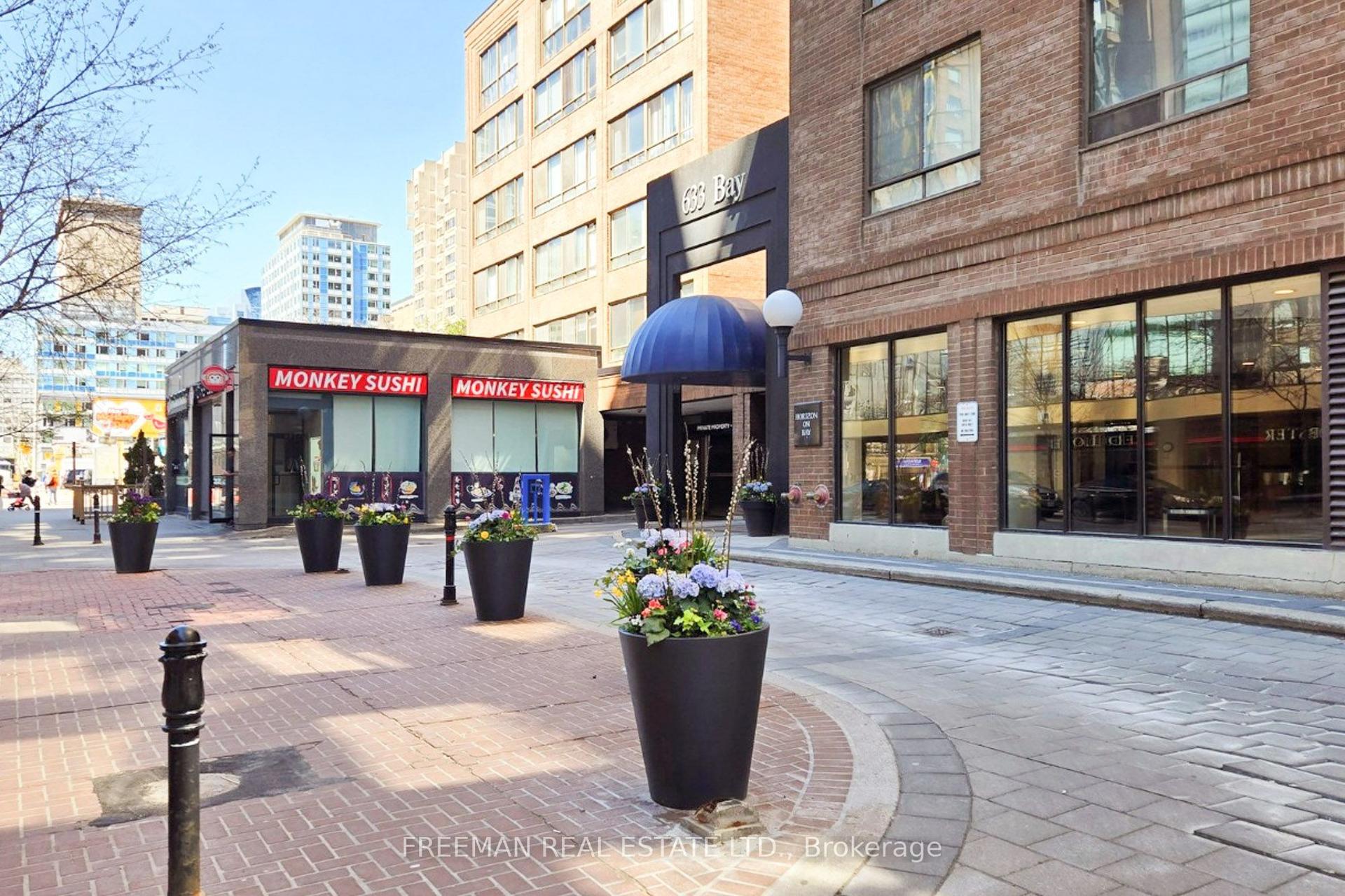 633 Bay Street 1021 #1021, Toronto — Condo for lease, photo 1